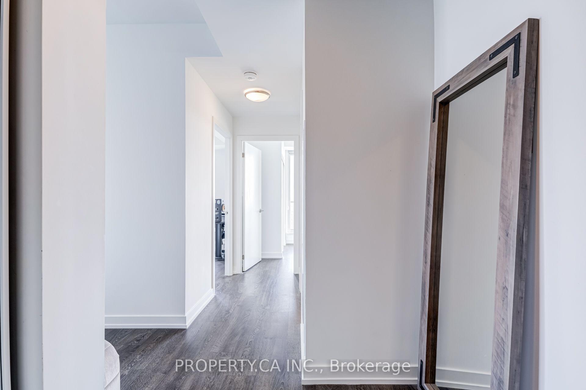 8 Olympic Garden Drive 2903, Toronto Unit: 2903