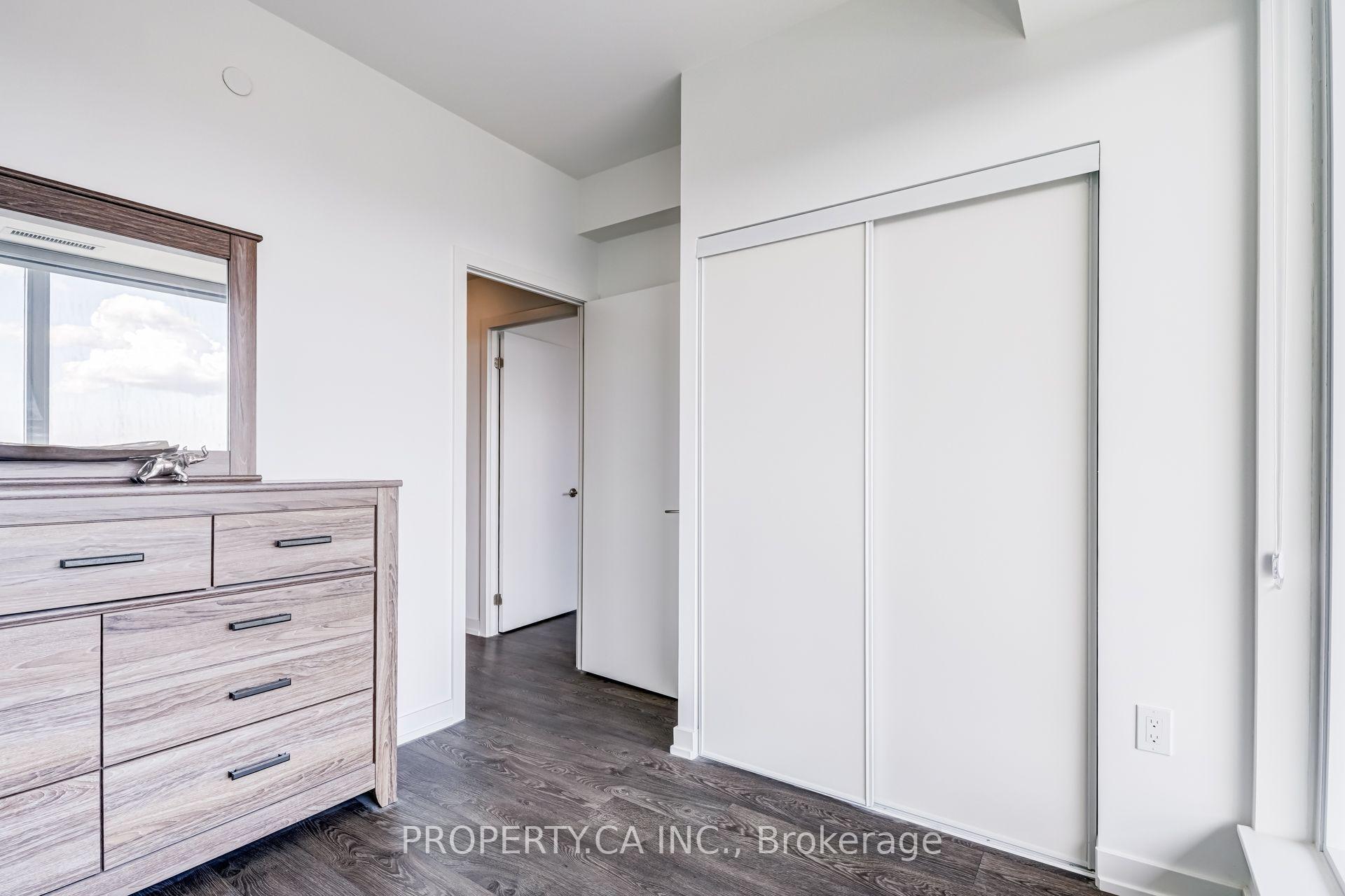 8 Olympic Garden Drive 2903, Toronto Unit: 2903