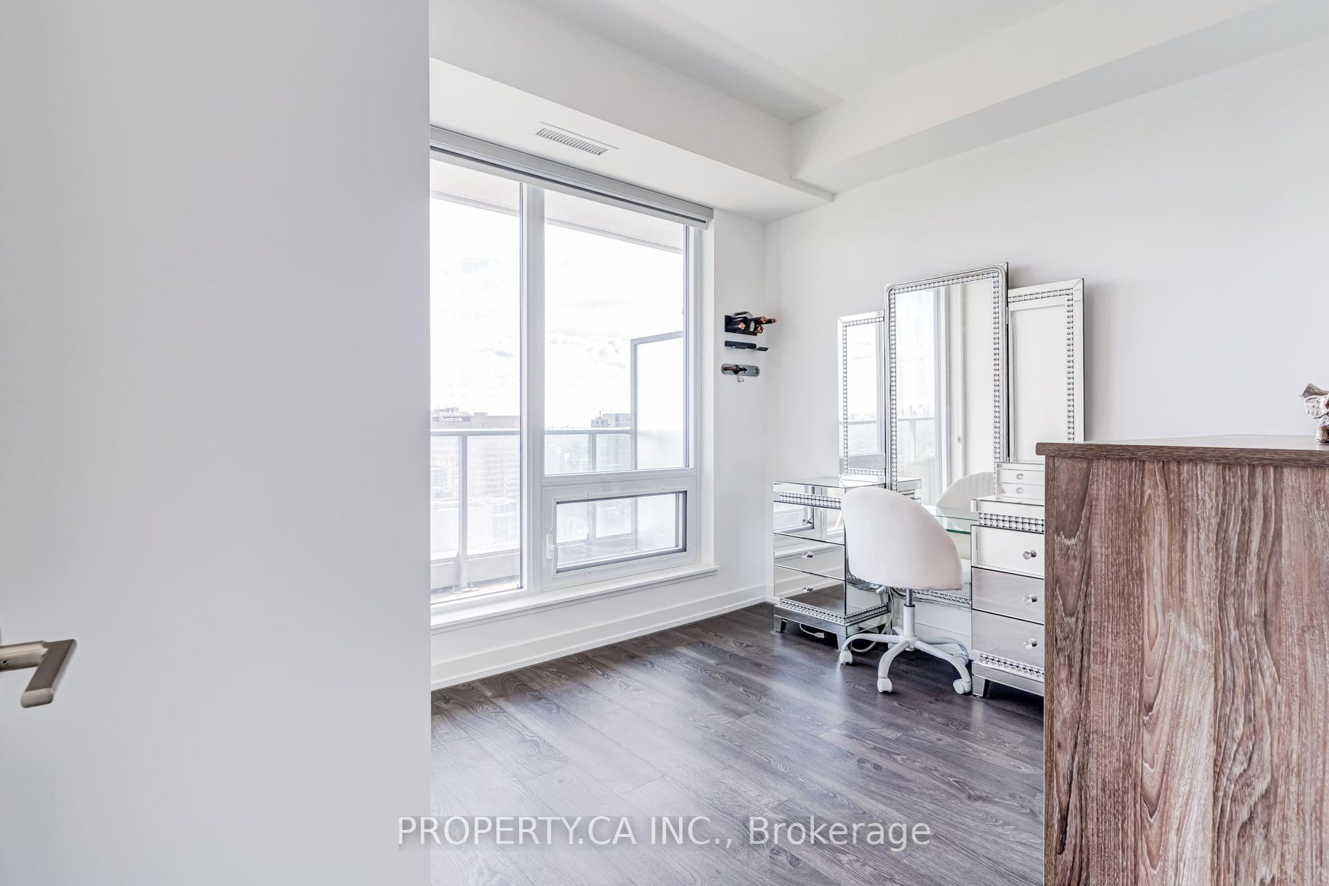 8 Olympic Garden Drive 2903, Toronto Unit: 2903