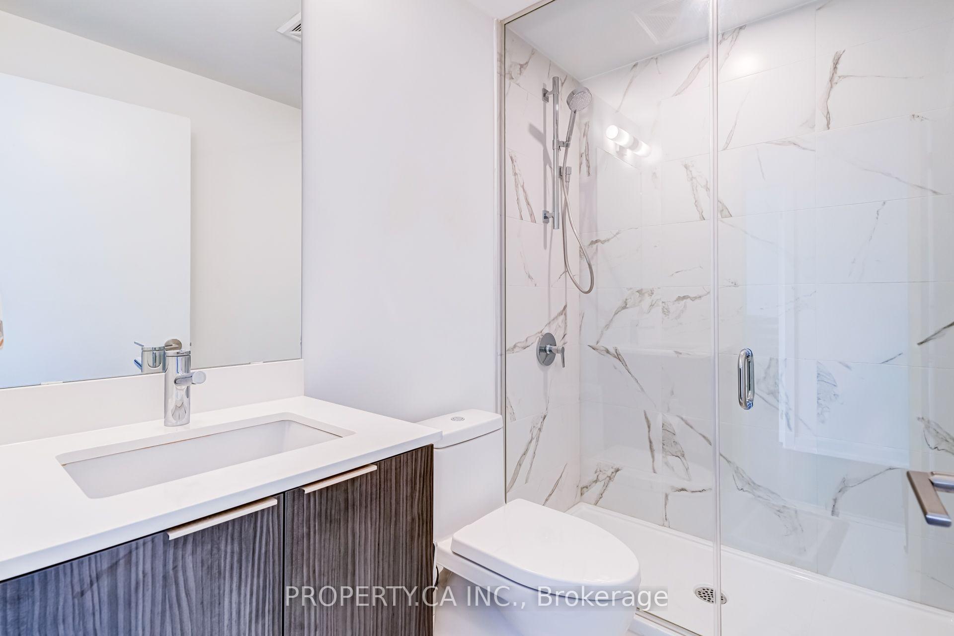 8 Olympic Garden Drive 2903, Toronto Unit: 2903