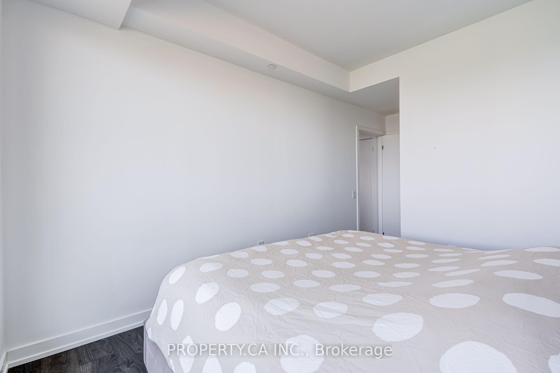 8 Olympic Garden Drive 2903, Toronto Unit: 2903