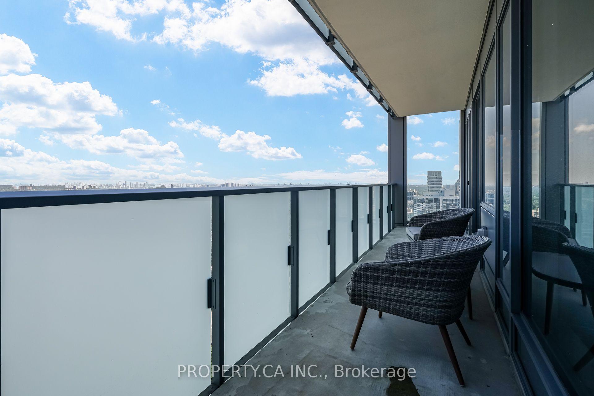 8 Olympic Garden Drive 2903, Toronto Unit: 2903