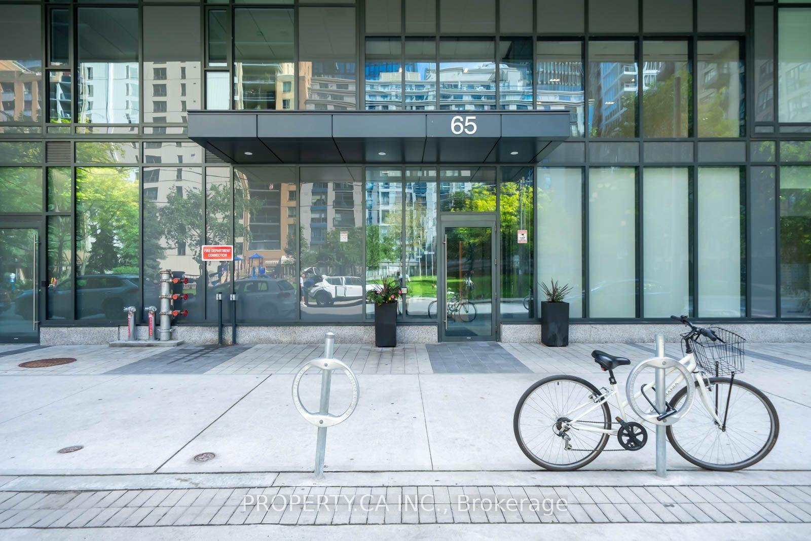 65 Mutual Street 1509, Toronto Unit: 1509