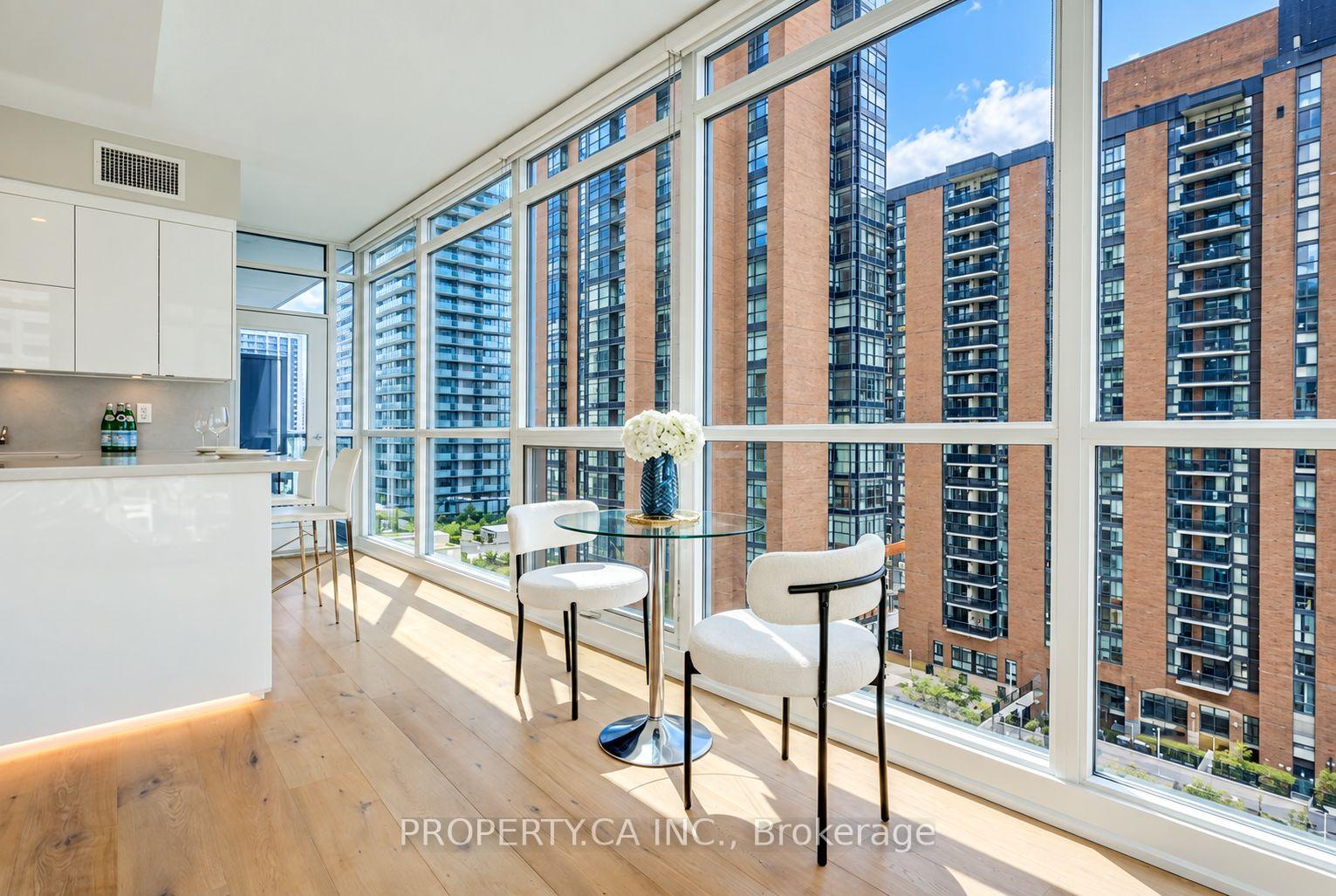 1121 Bay Street 904, Toronto Unit: 904
