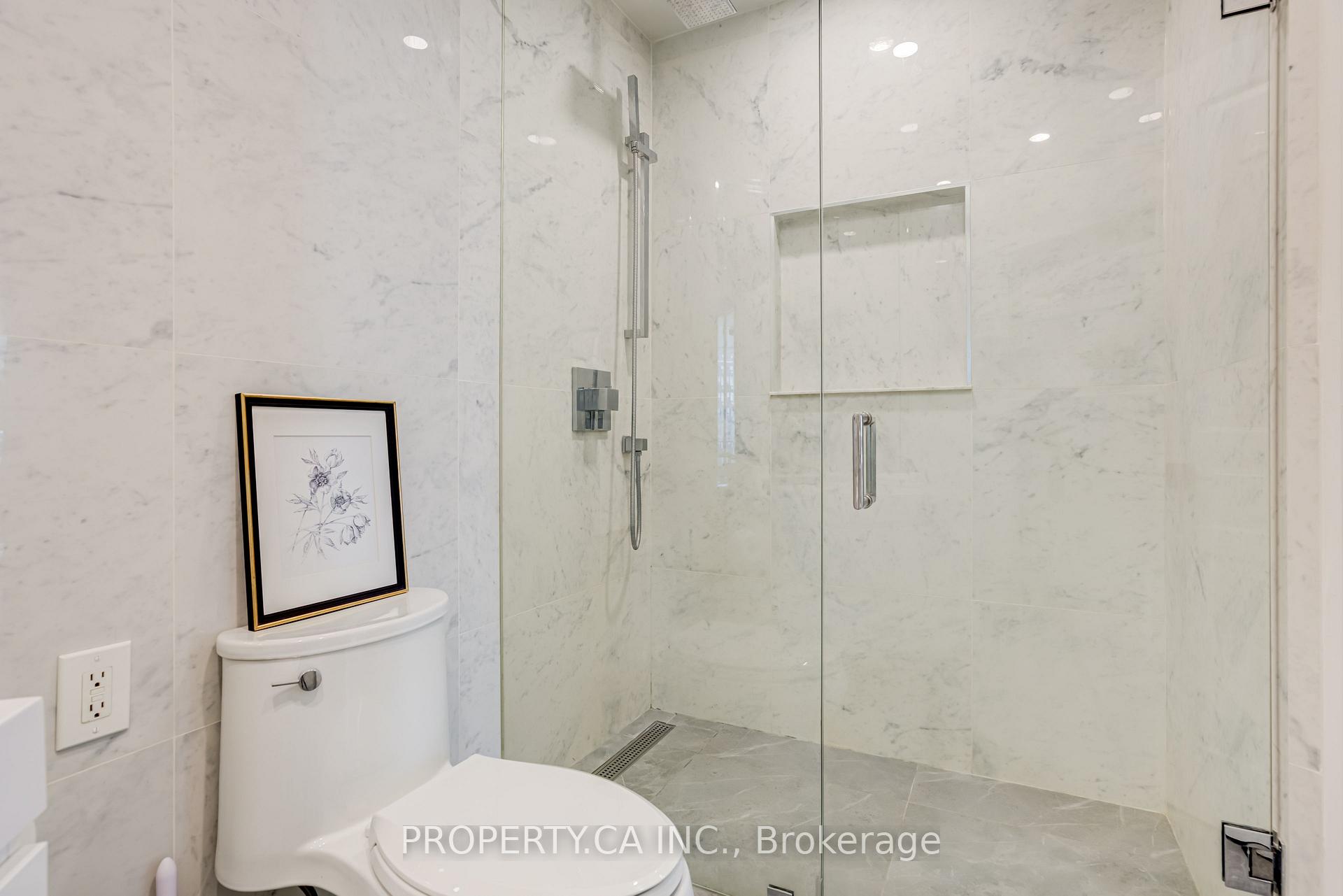 1121 Bay Street 904, Toronto Unit: 904