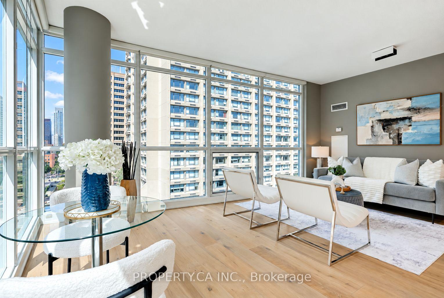 1121 Bay Street 904, Toronto Unit: 904