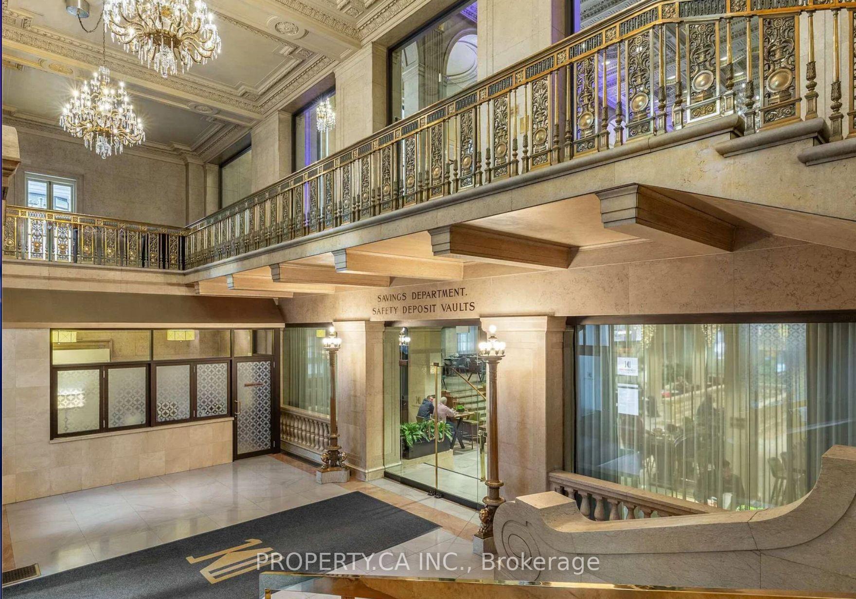 1 King Street W 3708, Toronto Unit: 3708