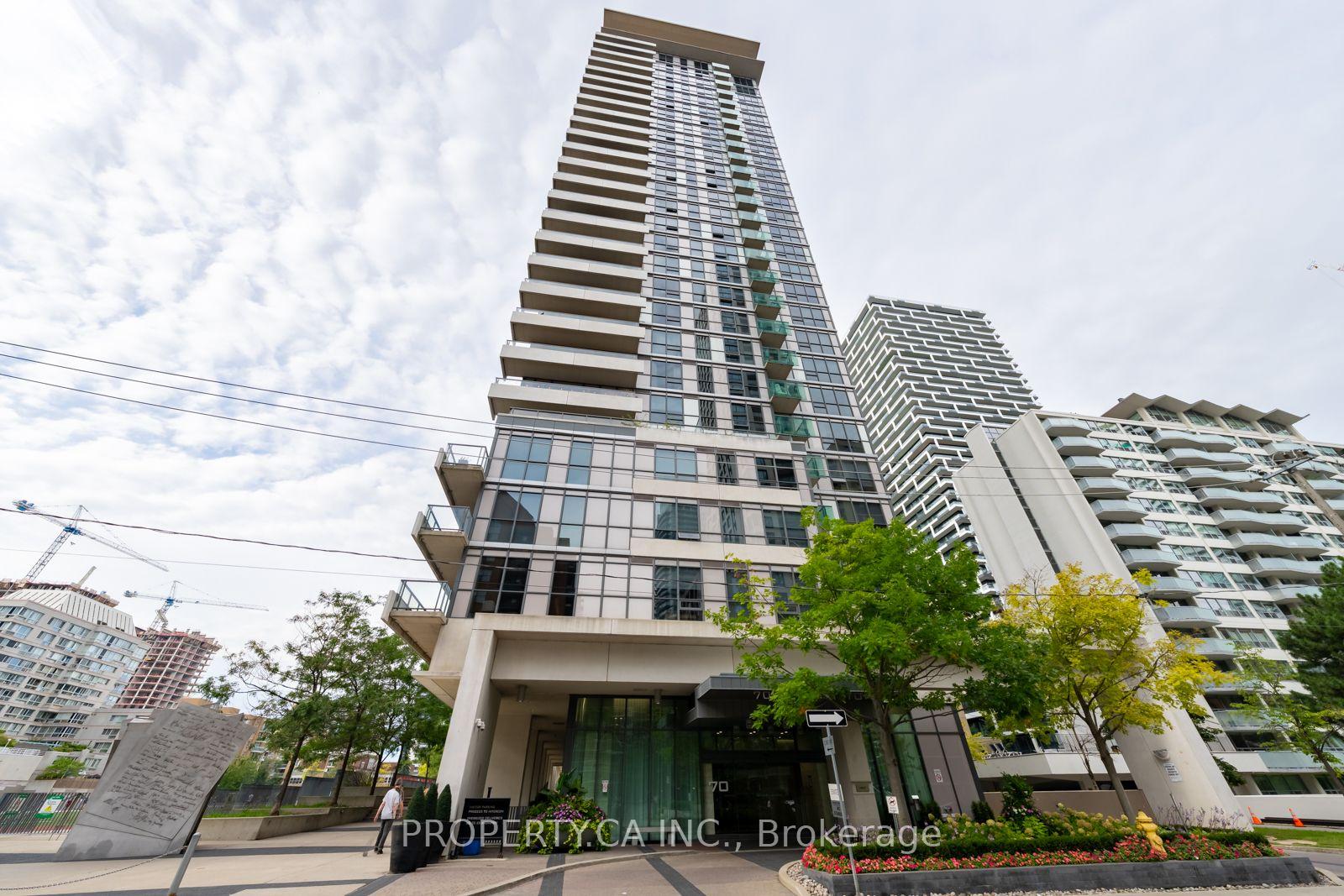 70 Roehampton Avenue 1415, Toronto Unit: 1415