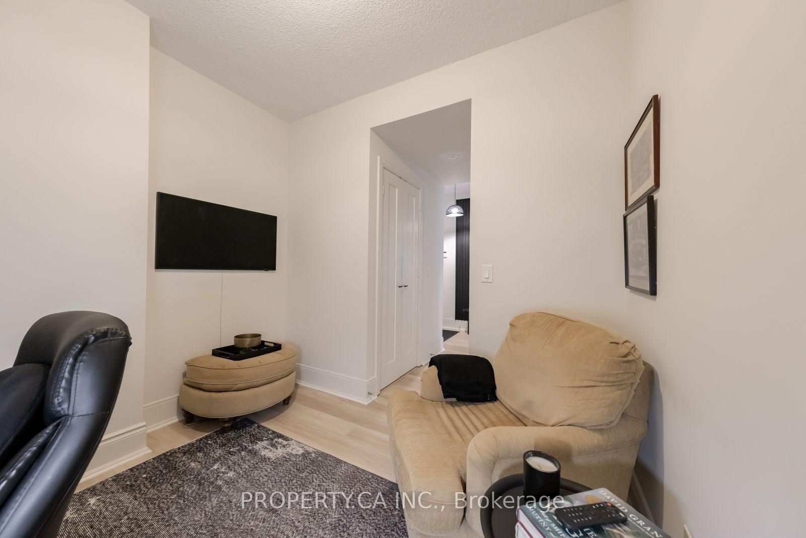 70 Roehampton Avenue 1415, Toronto Unit: 1415