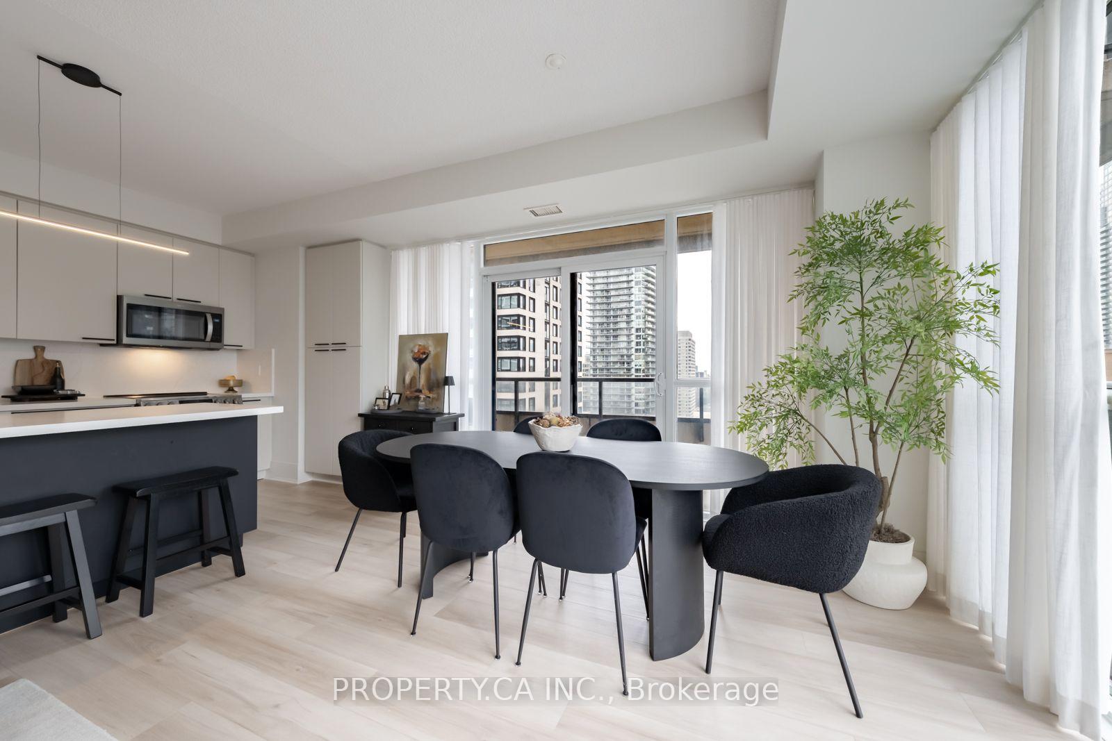 70 Roehampton Avenue 1415, Toronto Unit: 1415