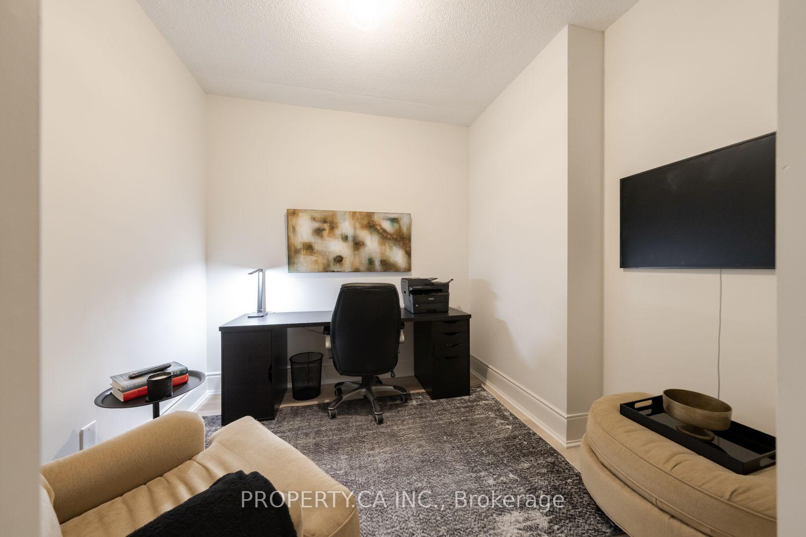 70 Roehampton Avenue 1415, Toronto Unit: 1415