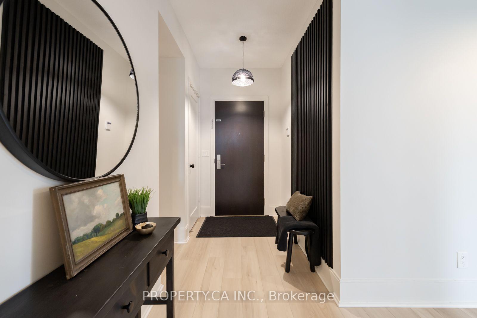 70 Roehampton Avenue 1415, Toronto Unit: 1415