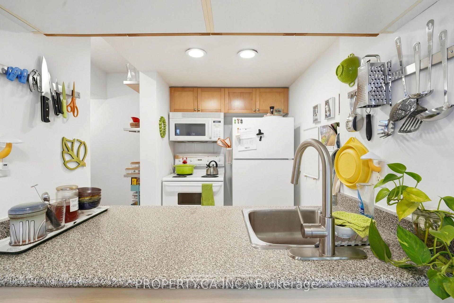 3 Everson Drive 118, Toronto Unit: 118