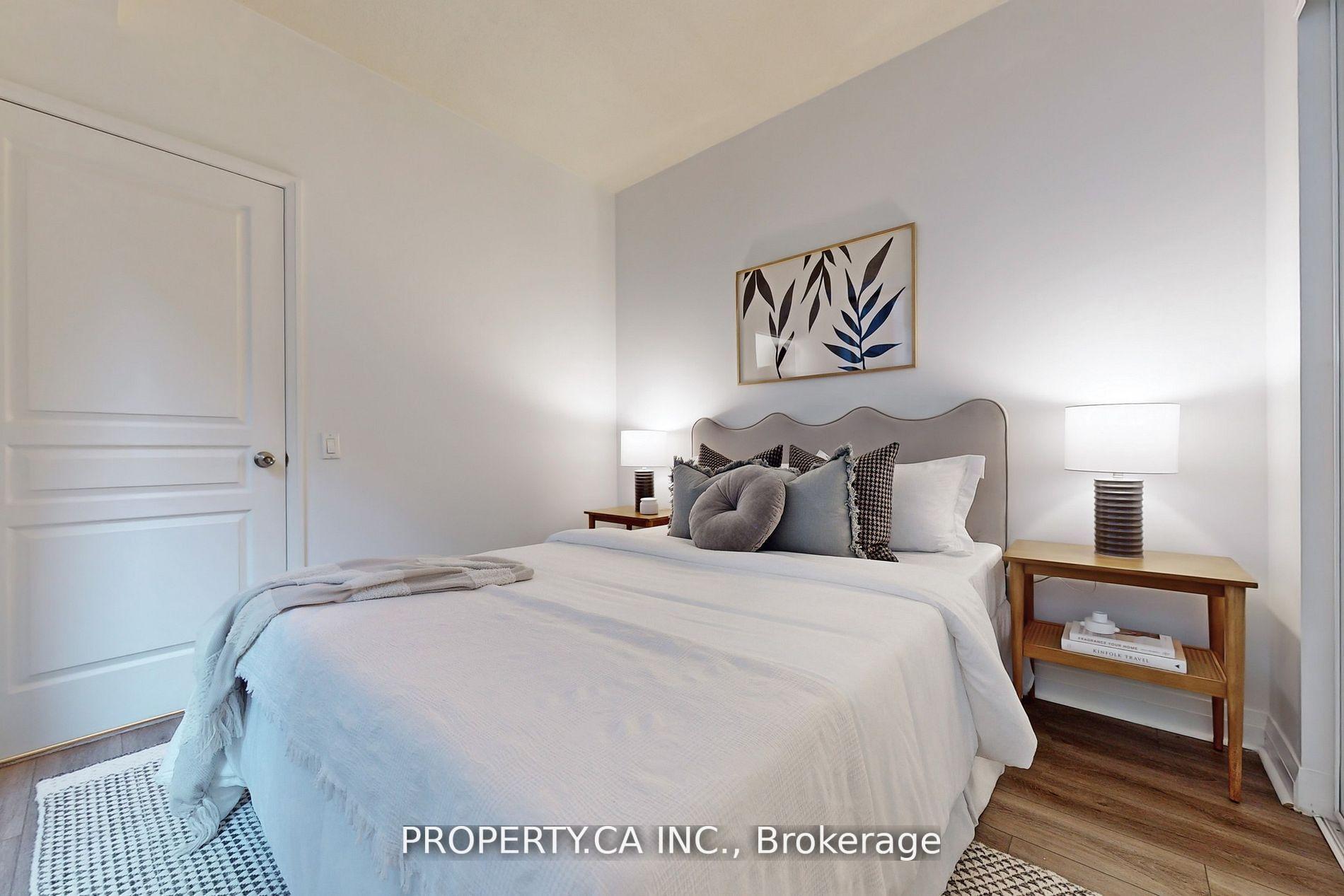 1121 Bay Street 301, Toronto Unit: 301