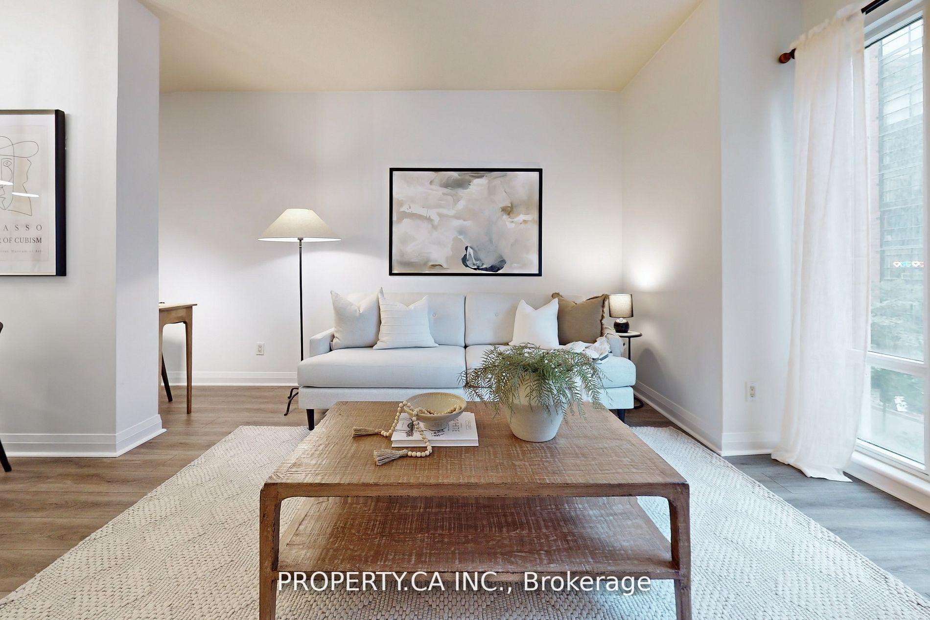 1121 Bay Street 301, Toronto Unit: 301