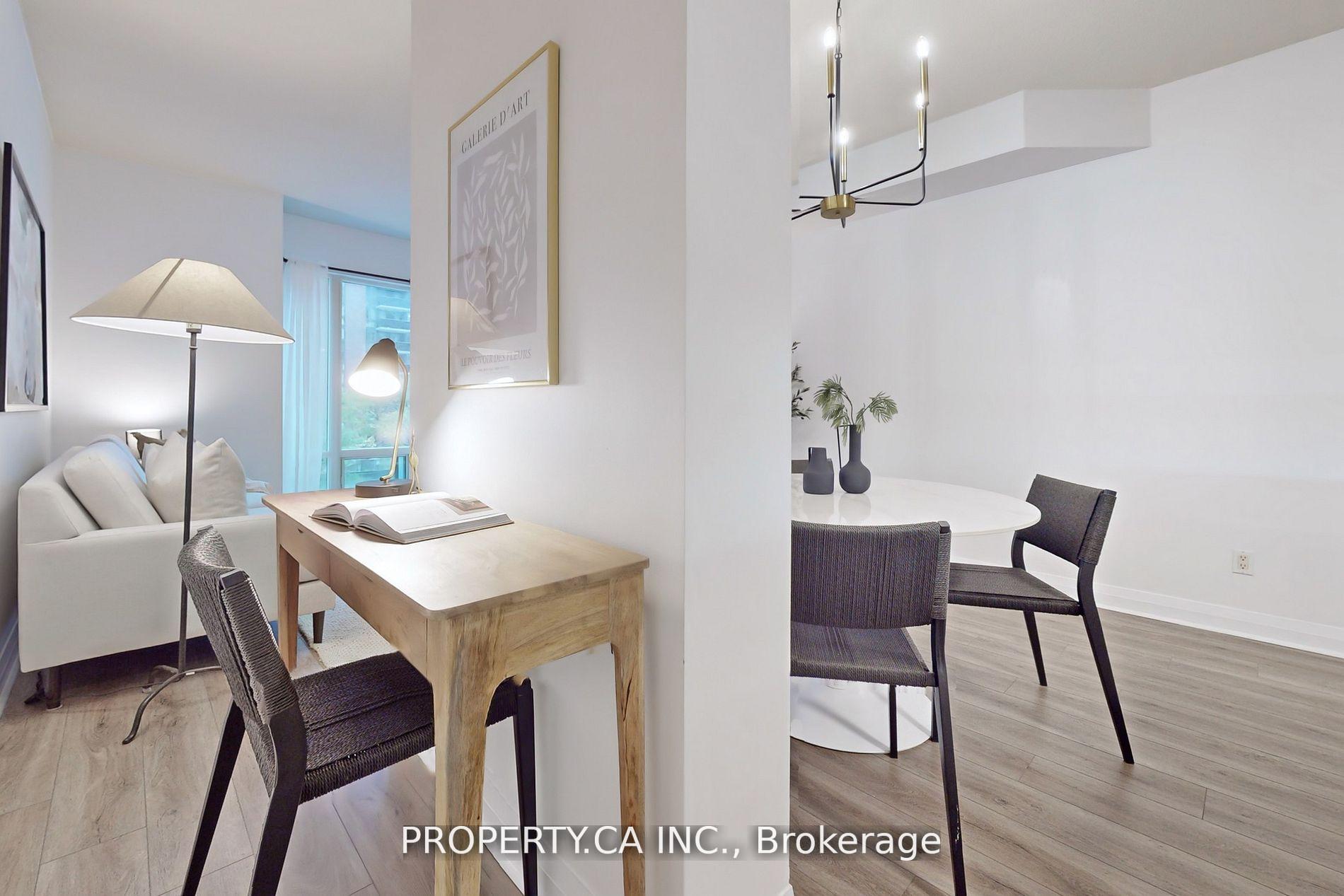 1121 Bay Street 301, Toronto Unit: 301
