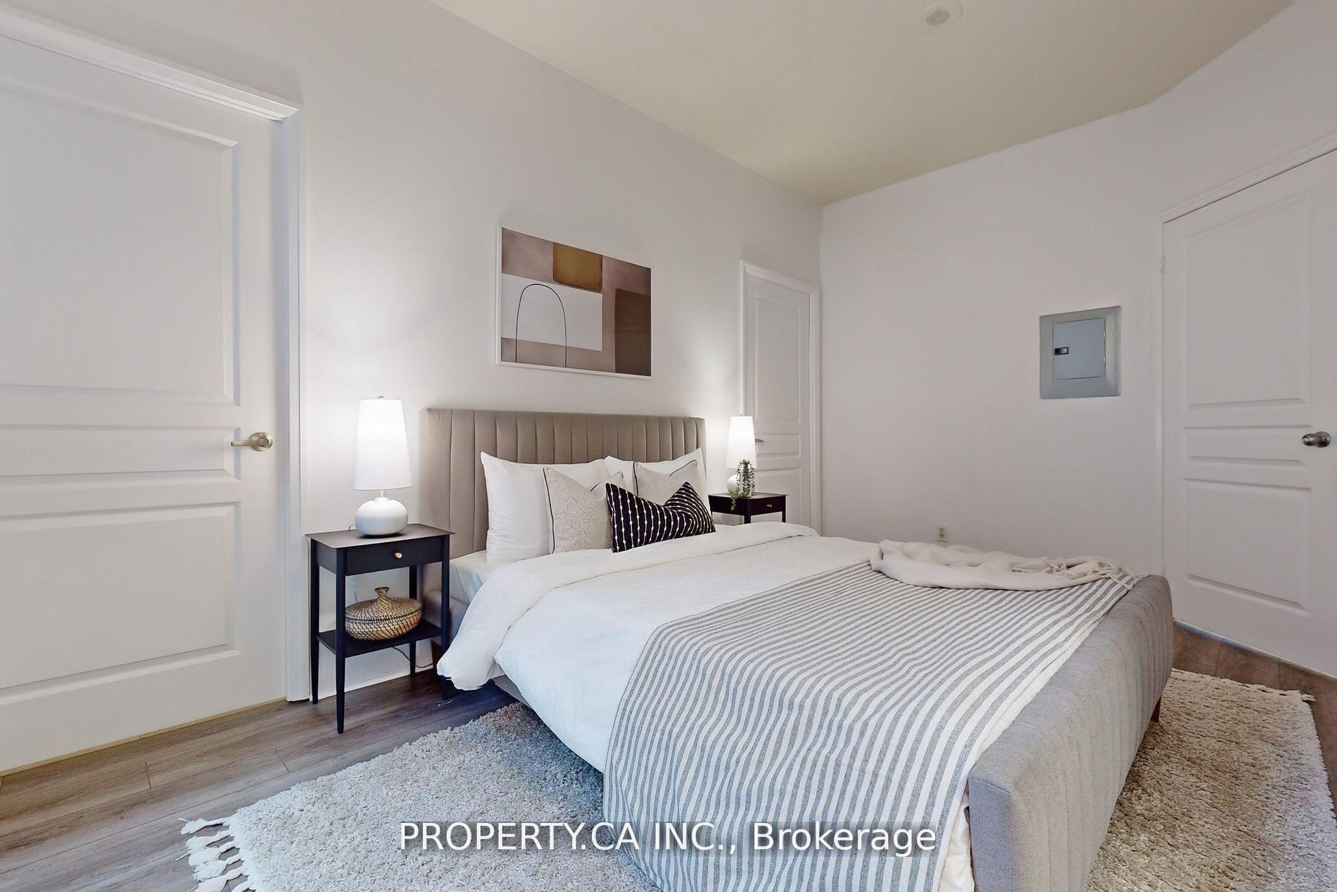 1121 Bay Street 301, Toronto Unit: 301