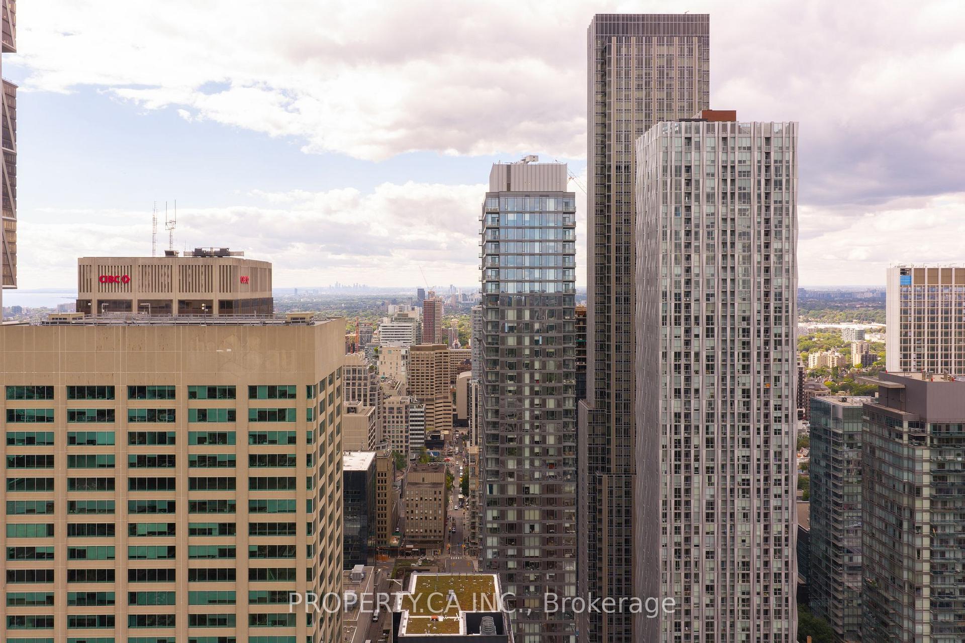 8 Cumberland Street 5104, Toronto Unit: 5104