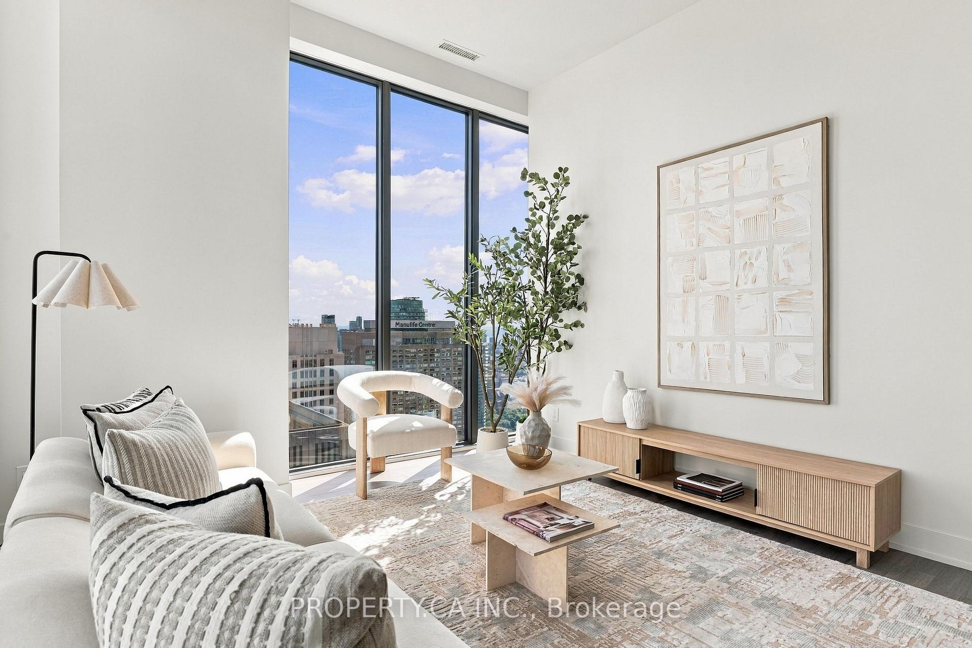 8 Cumberland Street 5104, Toronto Unit: 5104