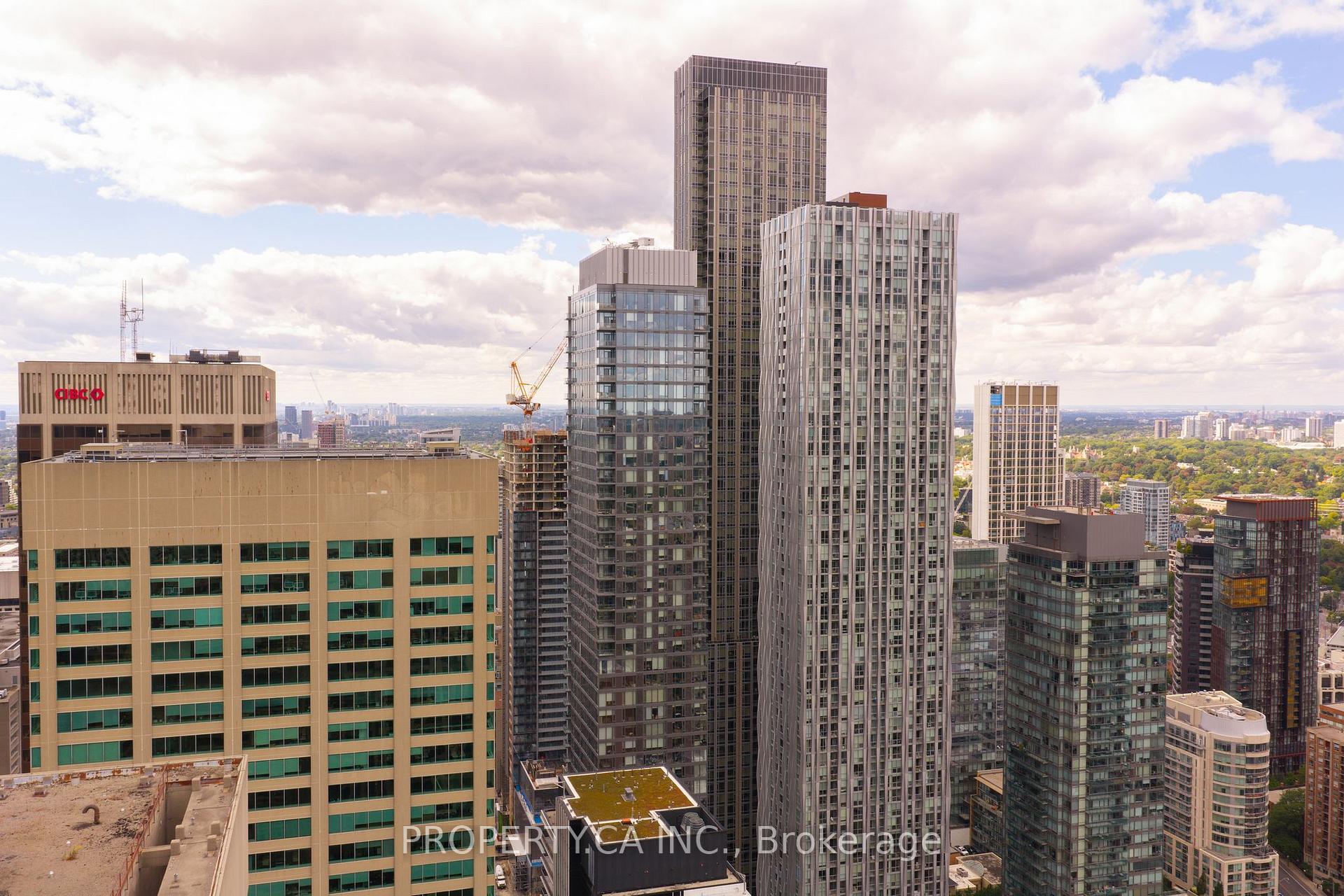 8 Cumberland Street 5104, Toronto Unit: 5104
