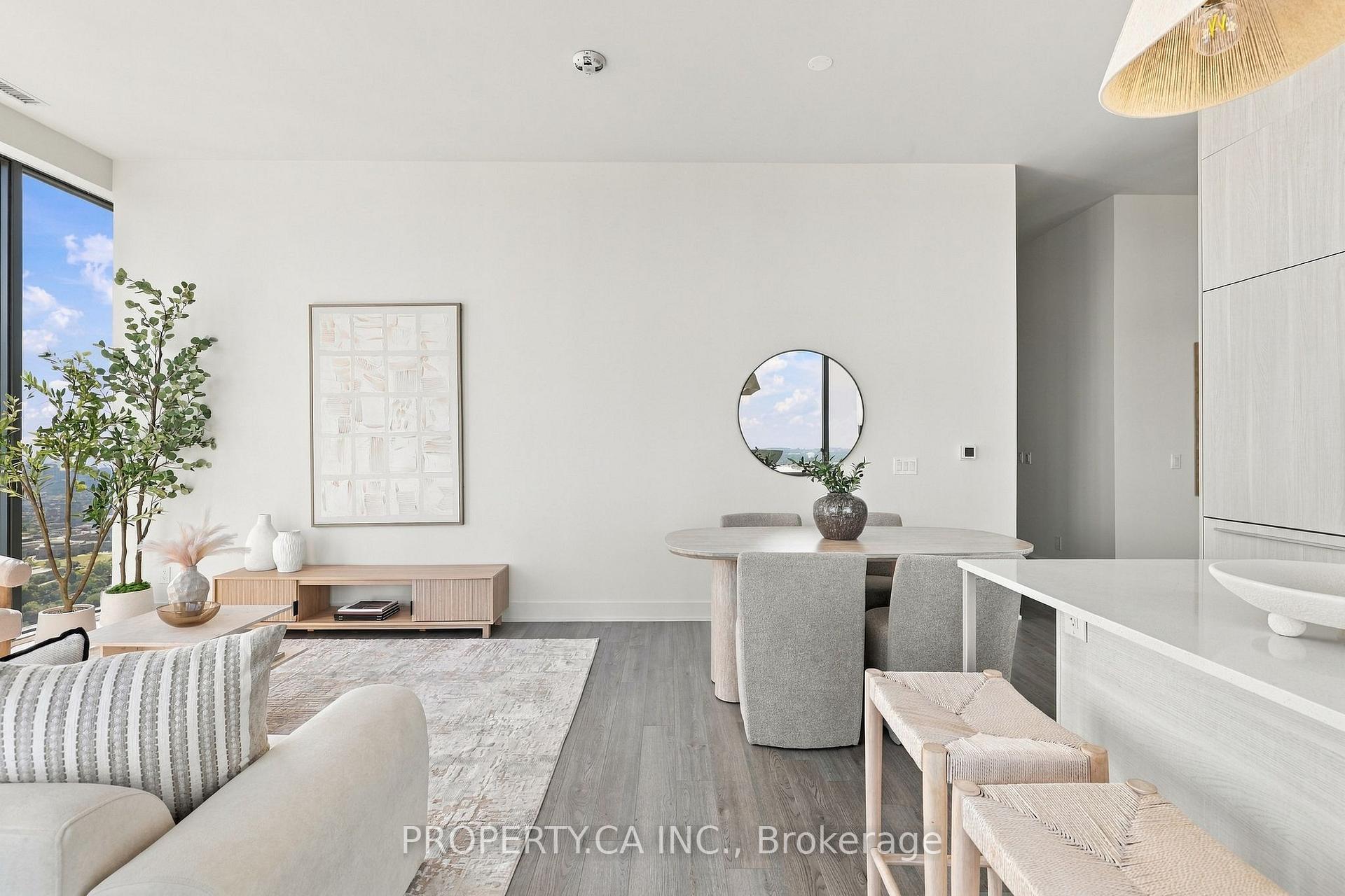 8 Cumberland Street 5104, Toronto Unit: 5104