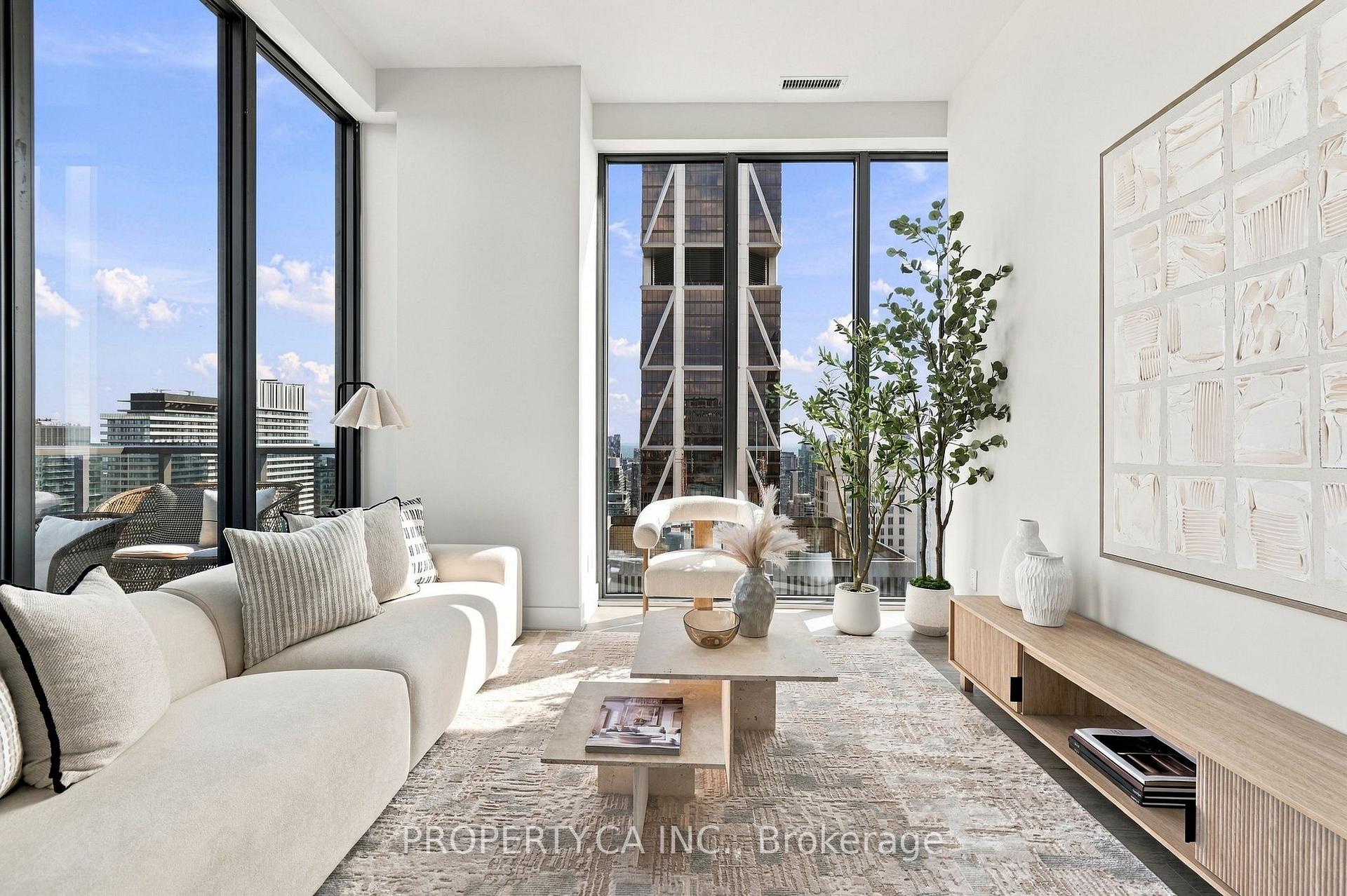8 Cumberland Street 5104, Toronto Unit: 5104