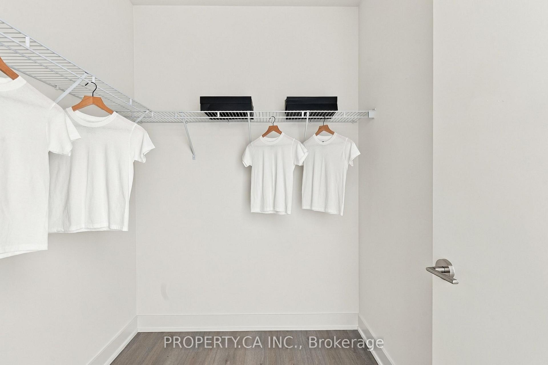8 Cumberland Street 5104, Toronto Unit: 5104