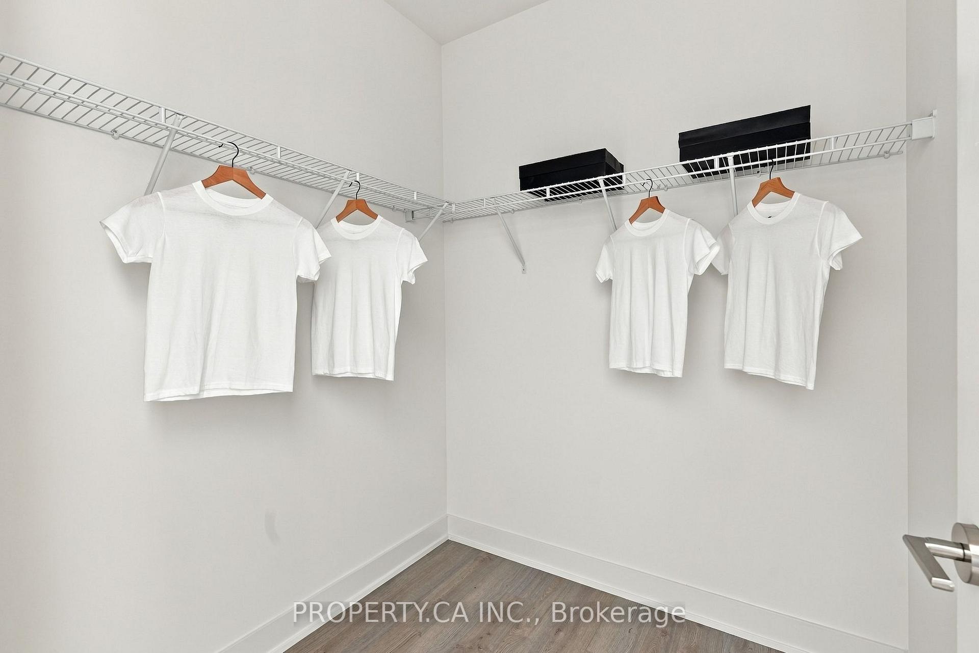 8 Cumberland Street 5104, Toronto Unit: 5104