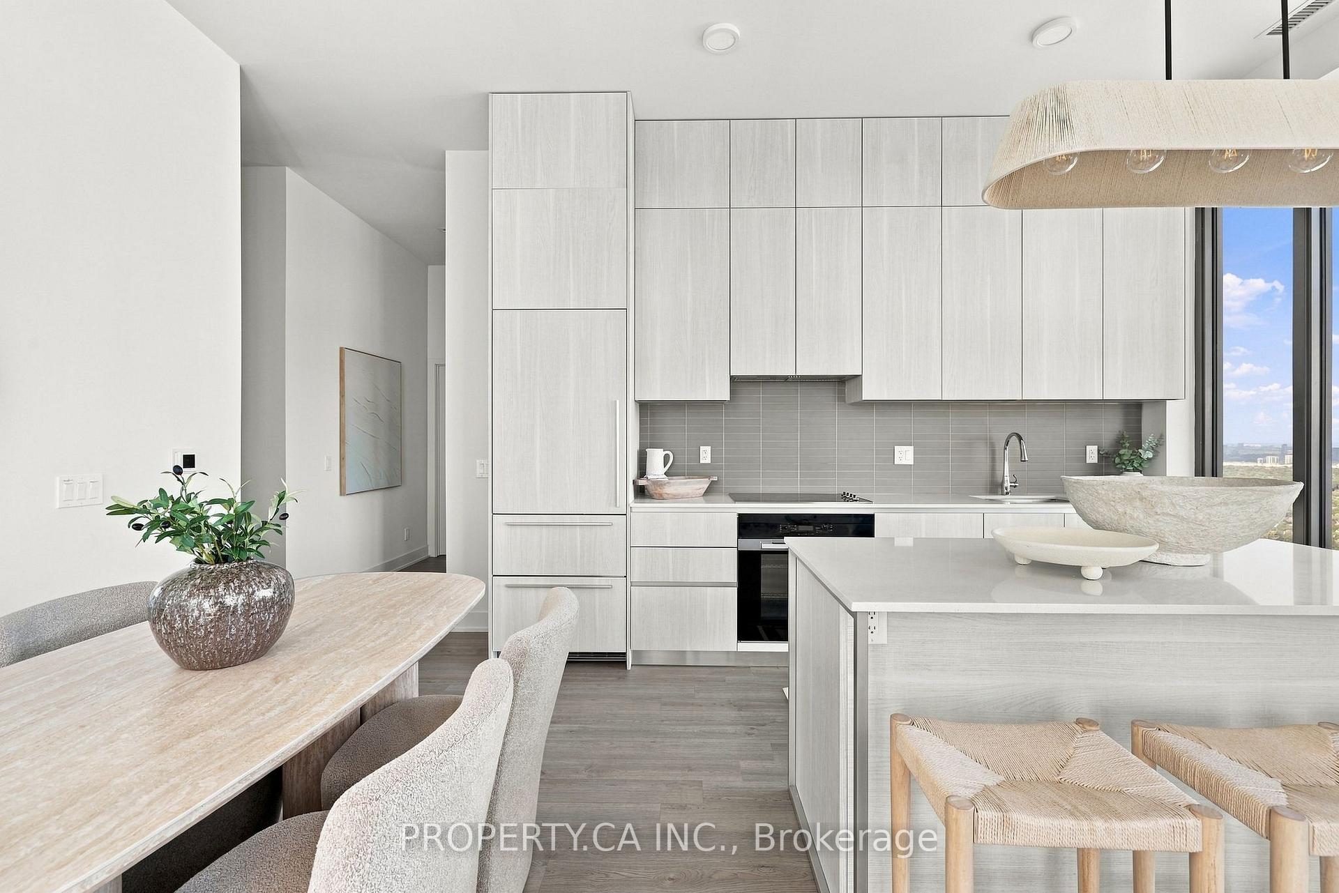 8 Cumberland Street 5104, Toronto Unit: 5104