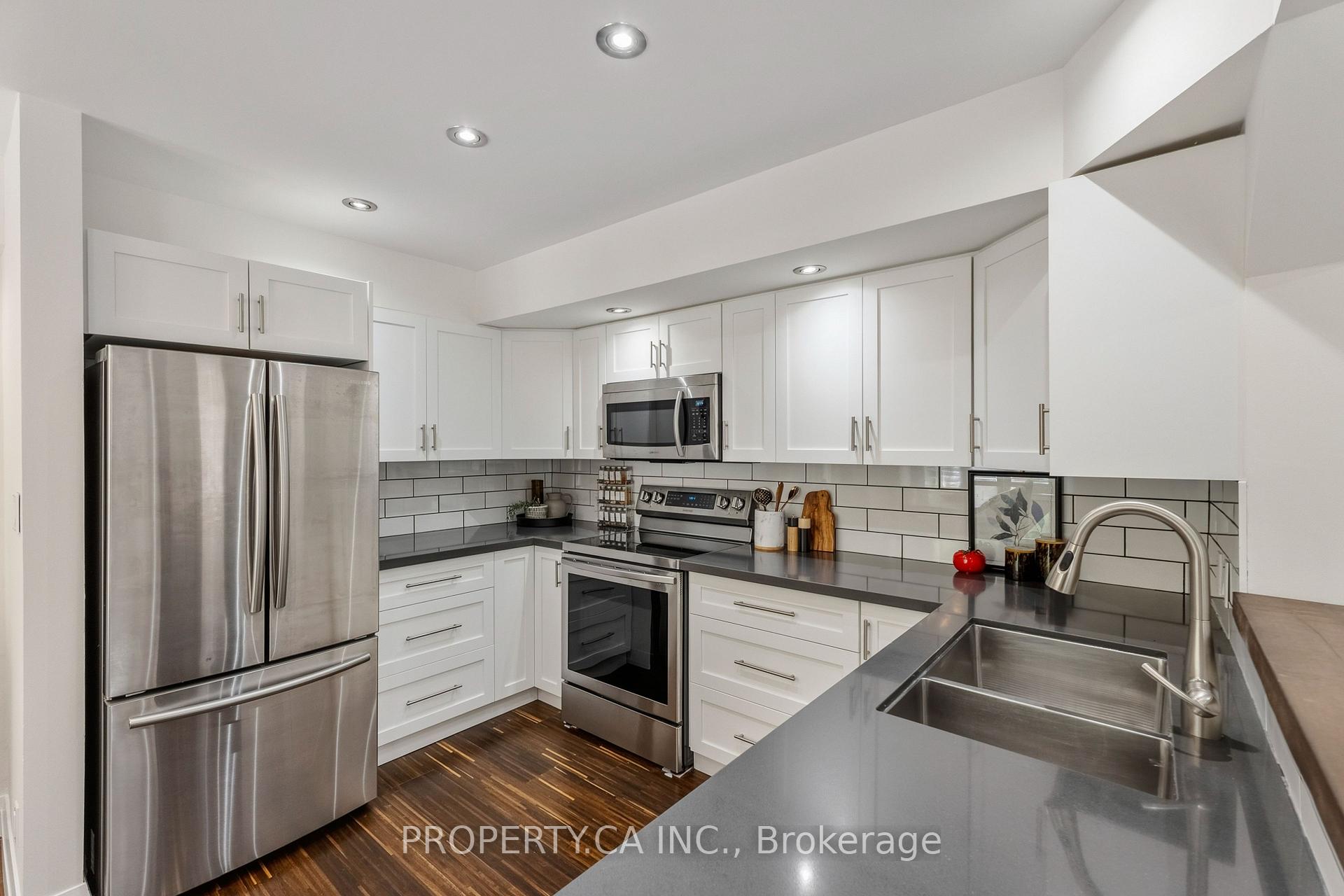 208 Niagara Street Th2, Toronto Unit: Th2