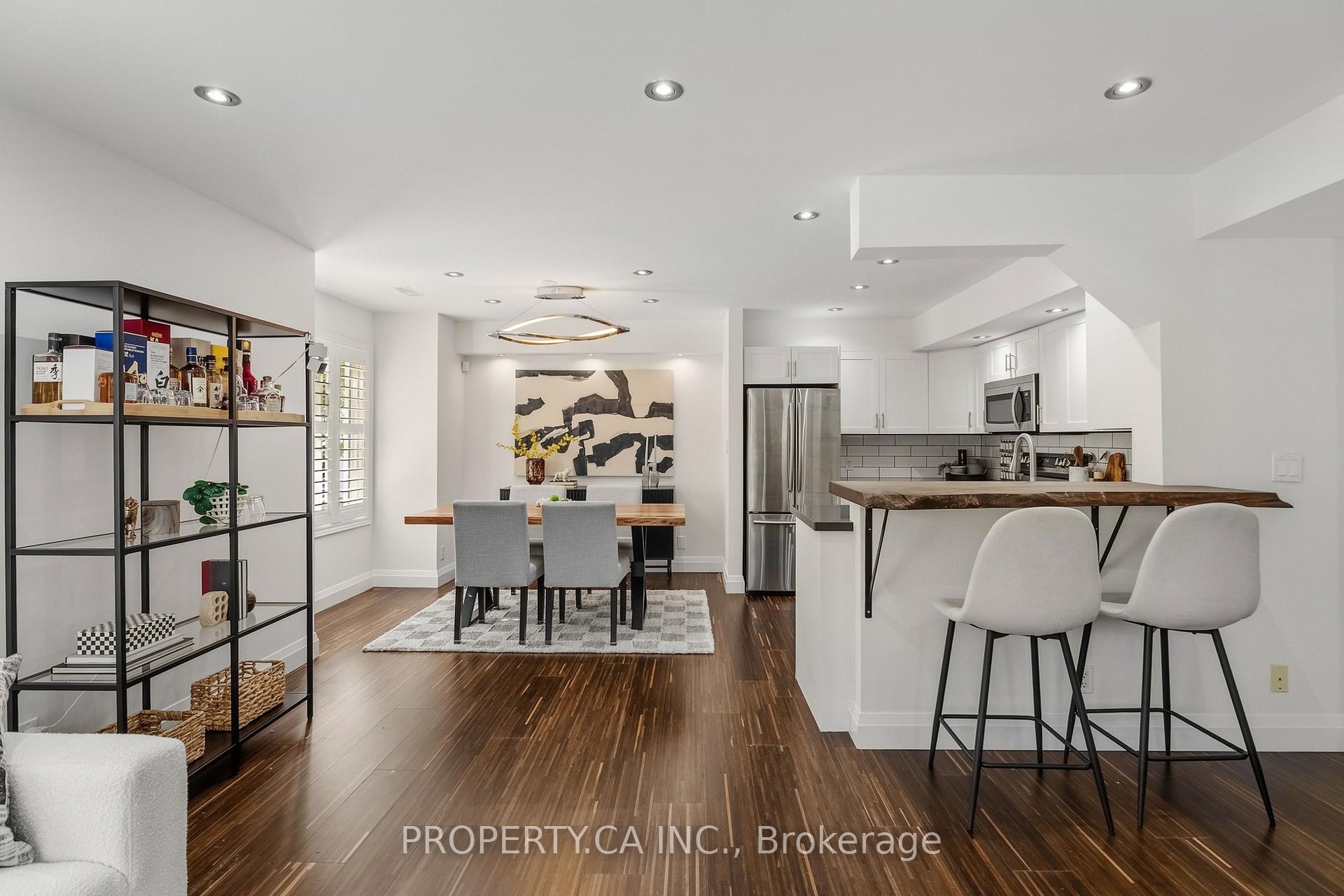 208 Niagara Street Th2, Toronto Unit: Th2