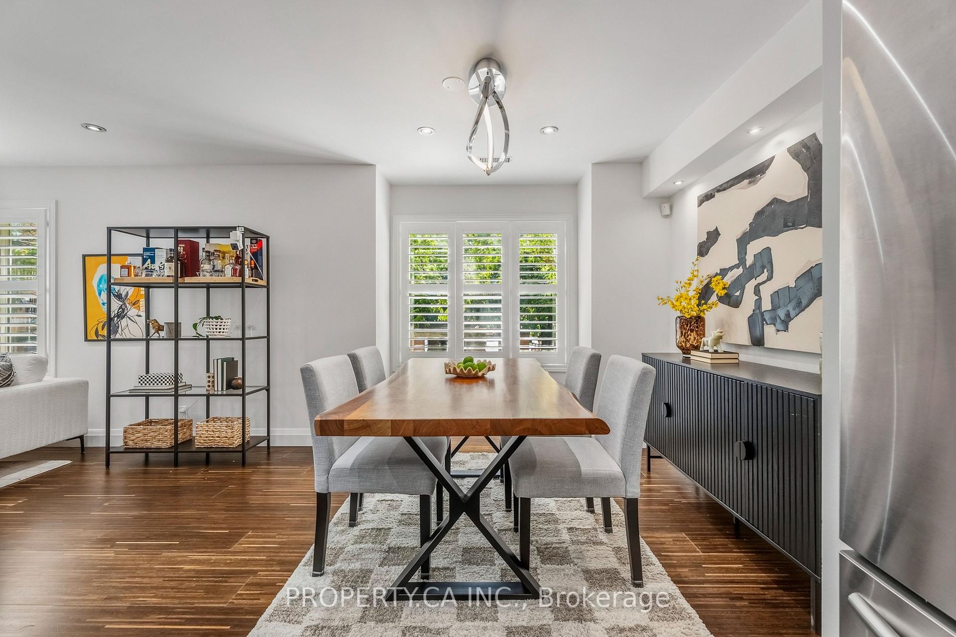 208 Niagara Street Th2, Toronto Unit: Th2