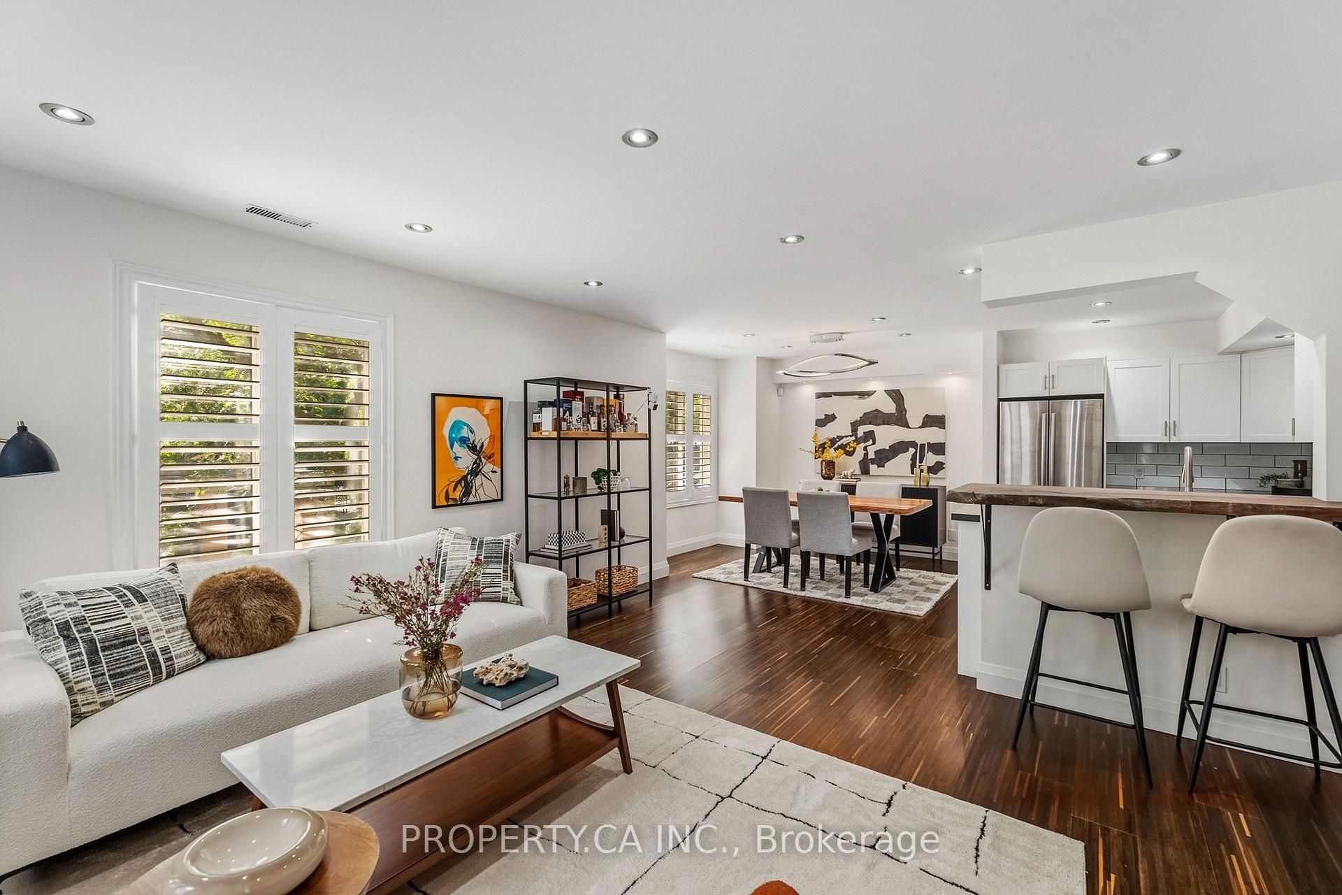 208 Niagara Street Th2, Toronto Unit: Th2