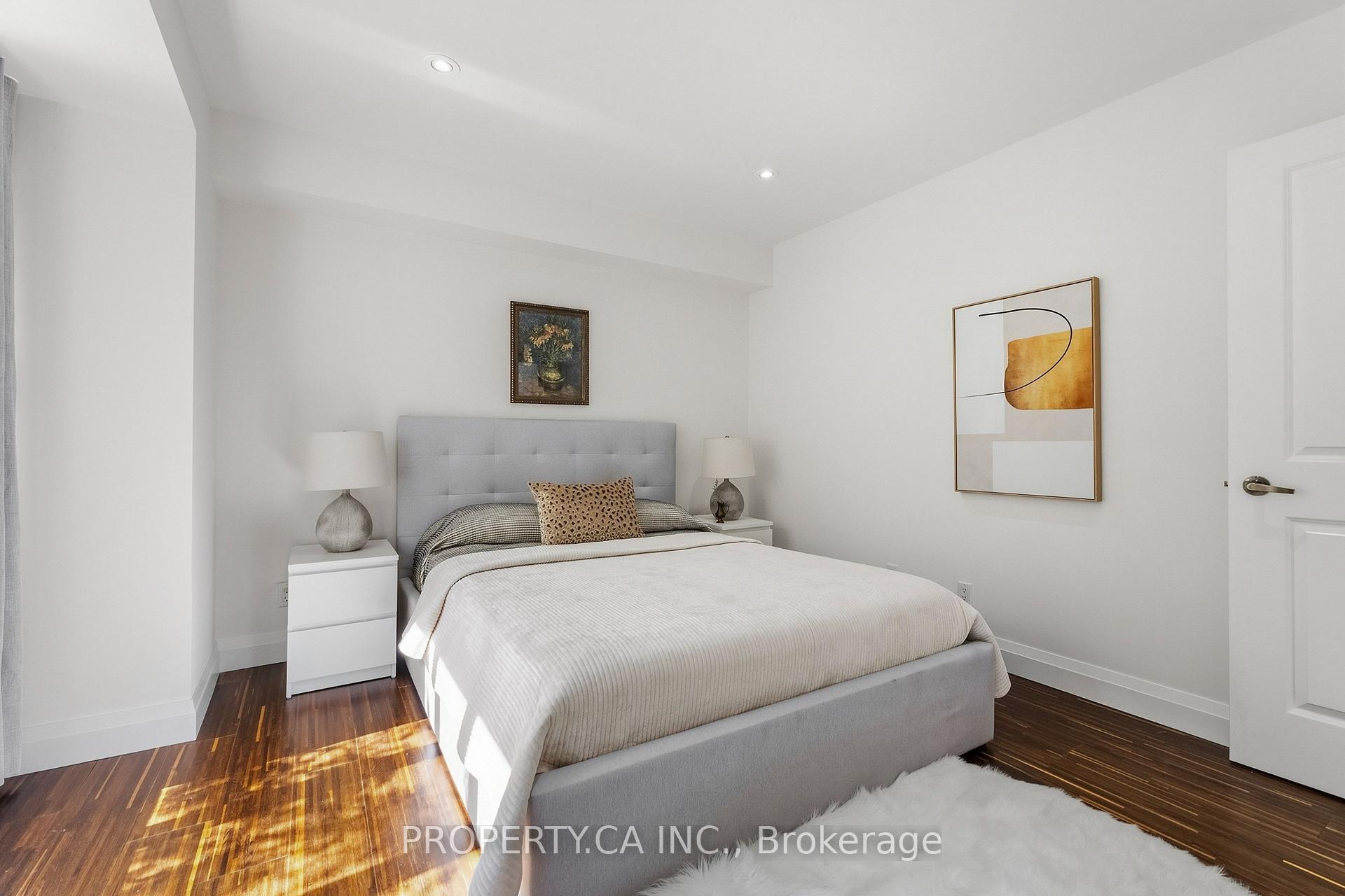208 Niagara Street Th2, Toronto Unit: Th2