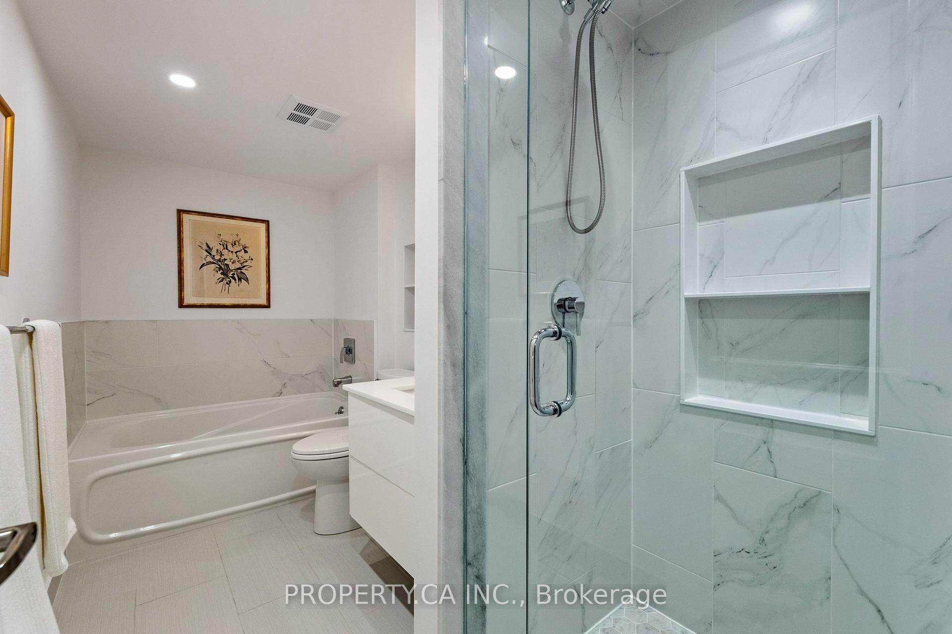 208 Niagara Street Th2, Toronto Unit: Th2