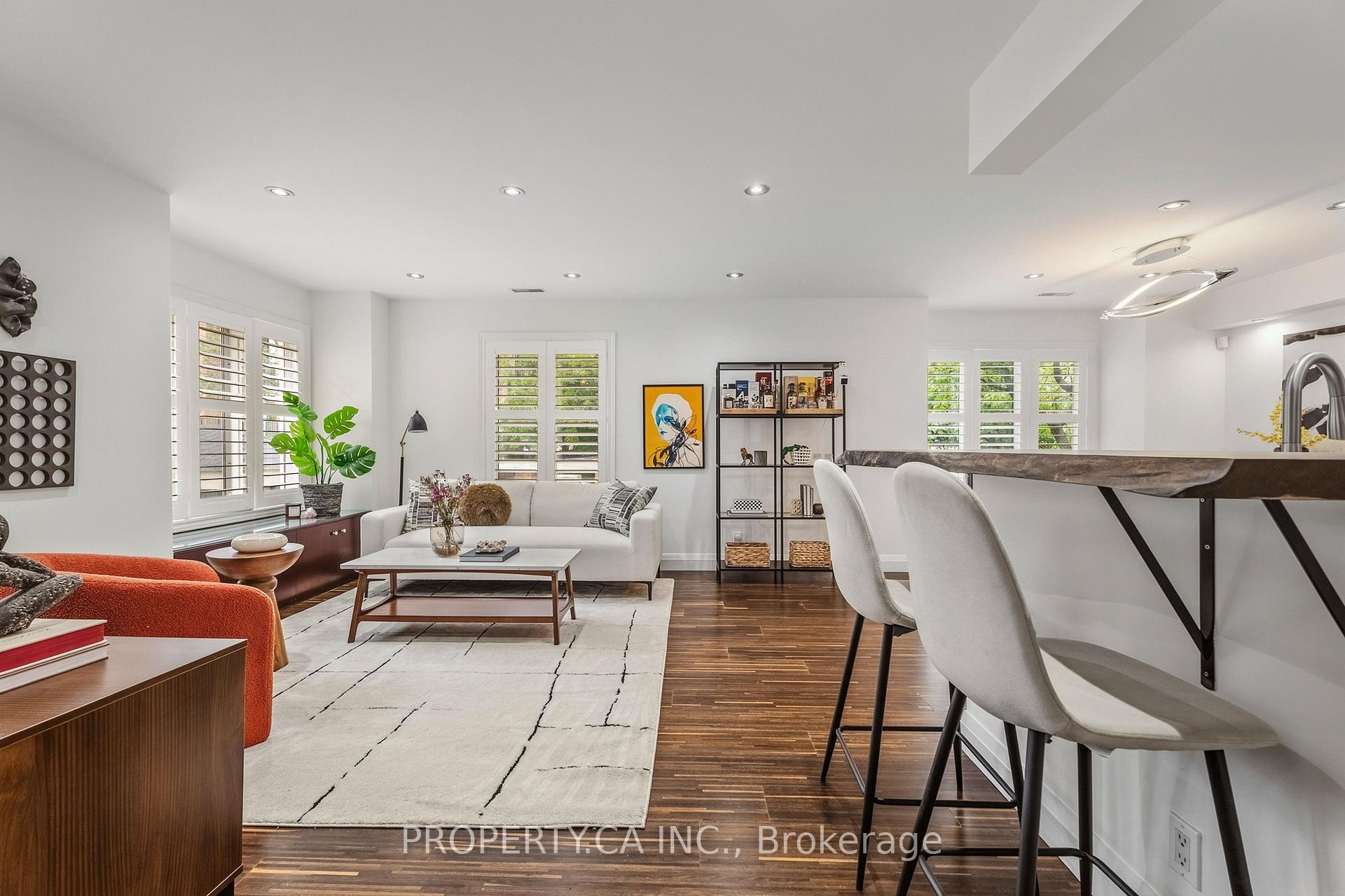 208 Niagara Street Th2, Toronto Unit: Th2