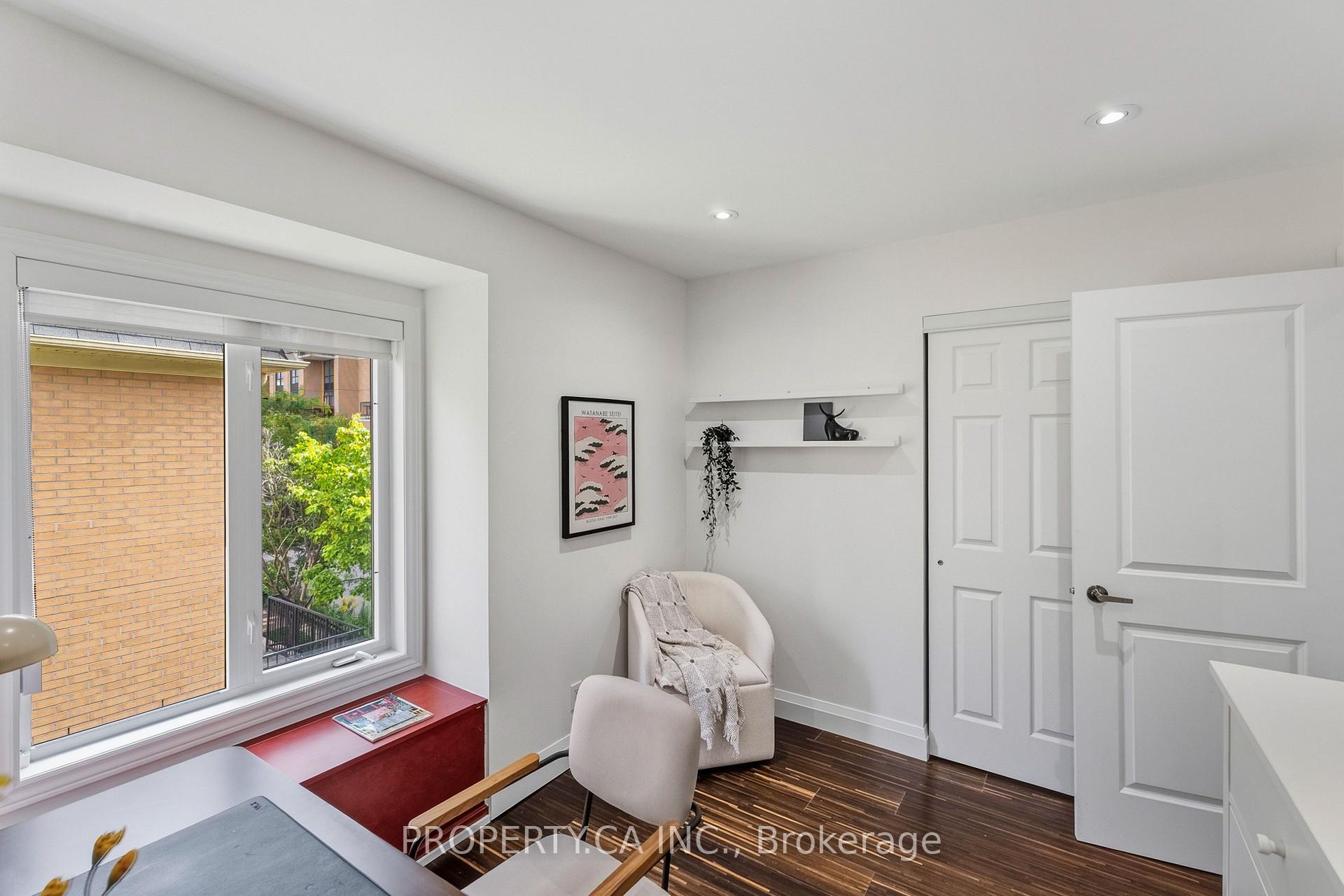 208 Niagara Street Th2, Toronto Unit: Th2