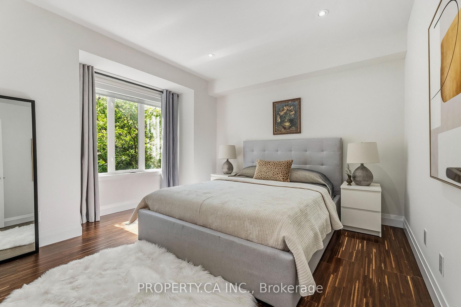 208 Niagara Street Th2, Toronto Unit: Th2