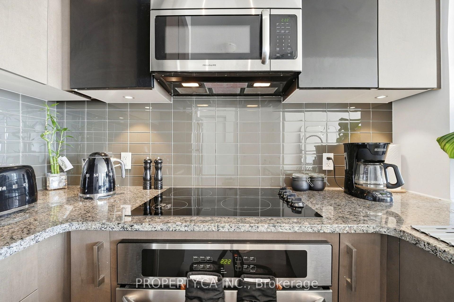 89 Dunfield Avenue Ph3608, Toronto Unit: Ph3608