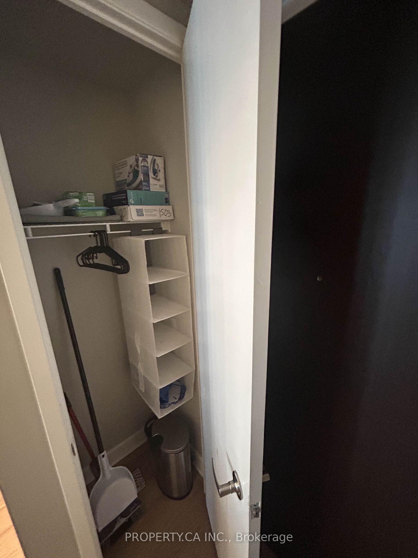 85 Bloor Street E 1503, Toronto Unit: 1503