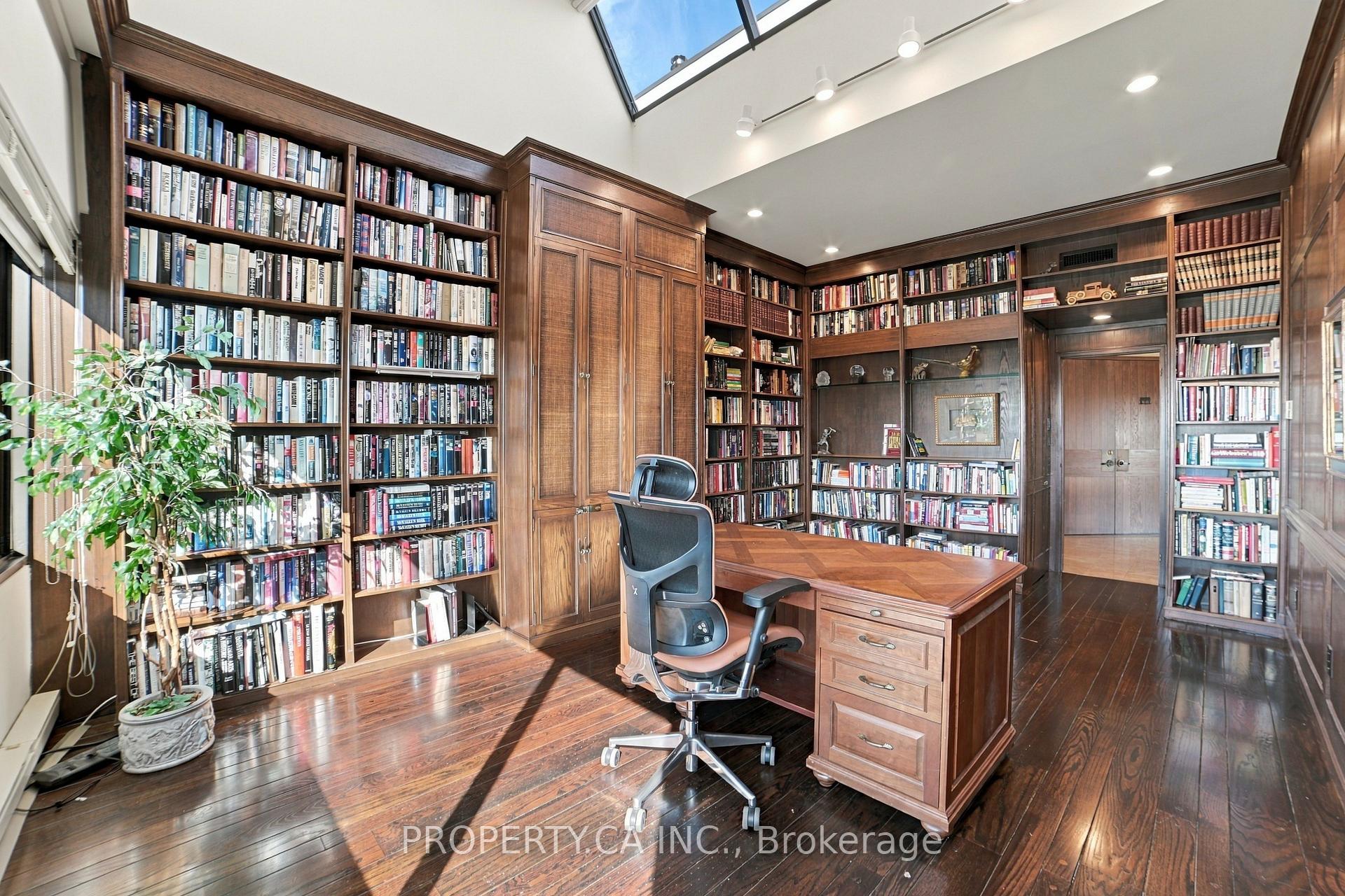 150 Heath Street 1402, Toronto Unit: 1402