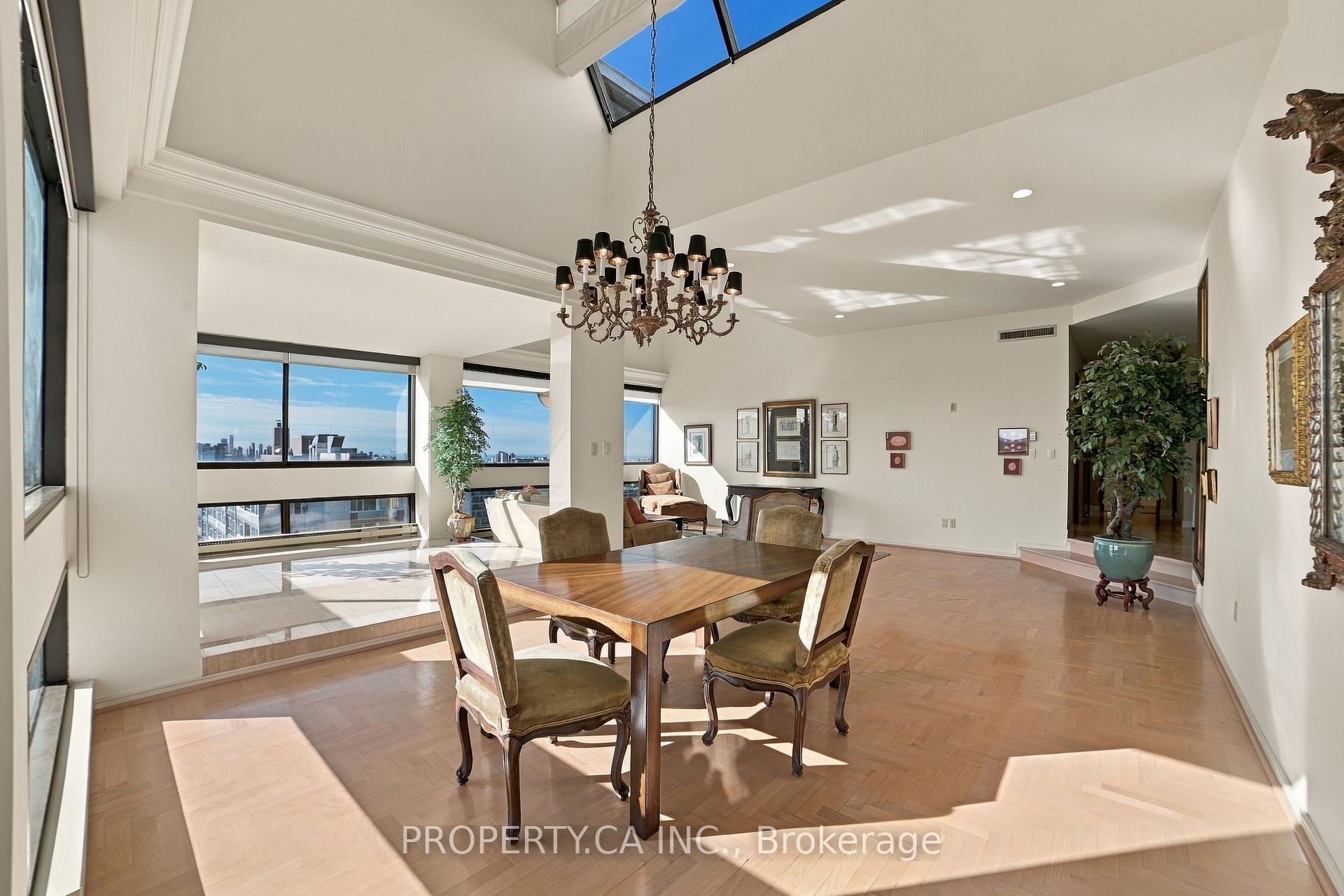 150 Heath Street 1402, Toronto Unit: 1402