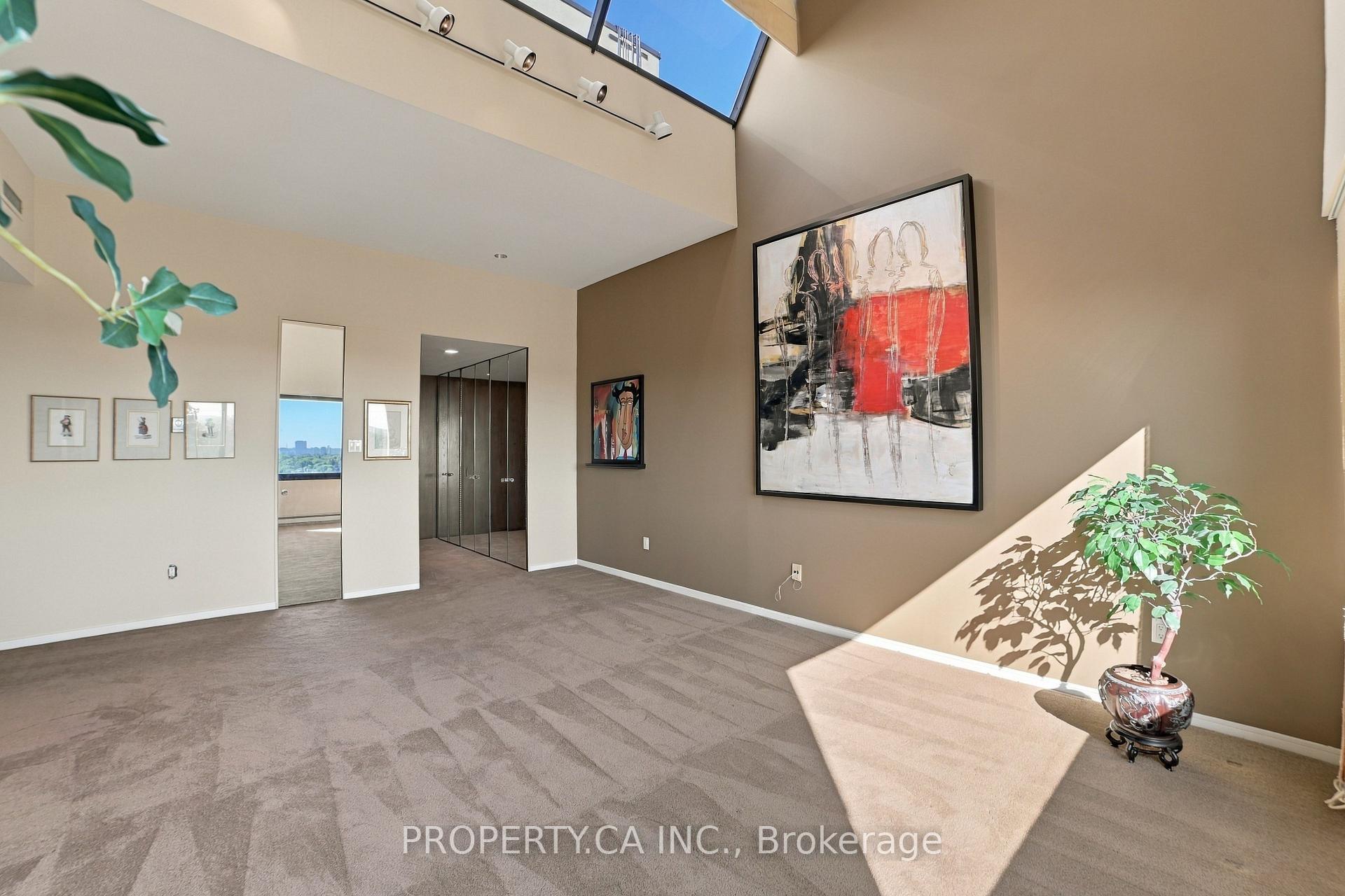 150 Heath Street 1402, Toronto Unit: 1402