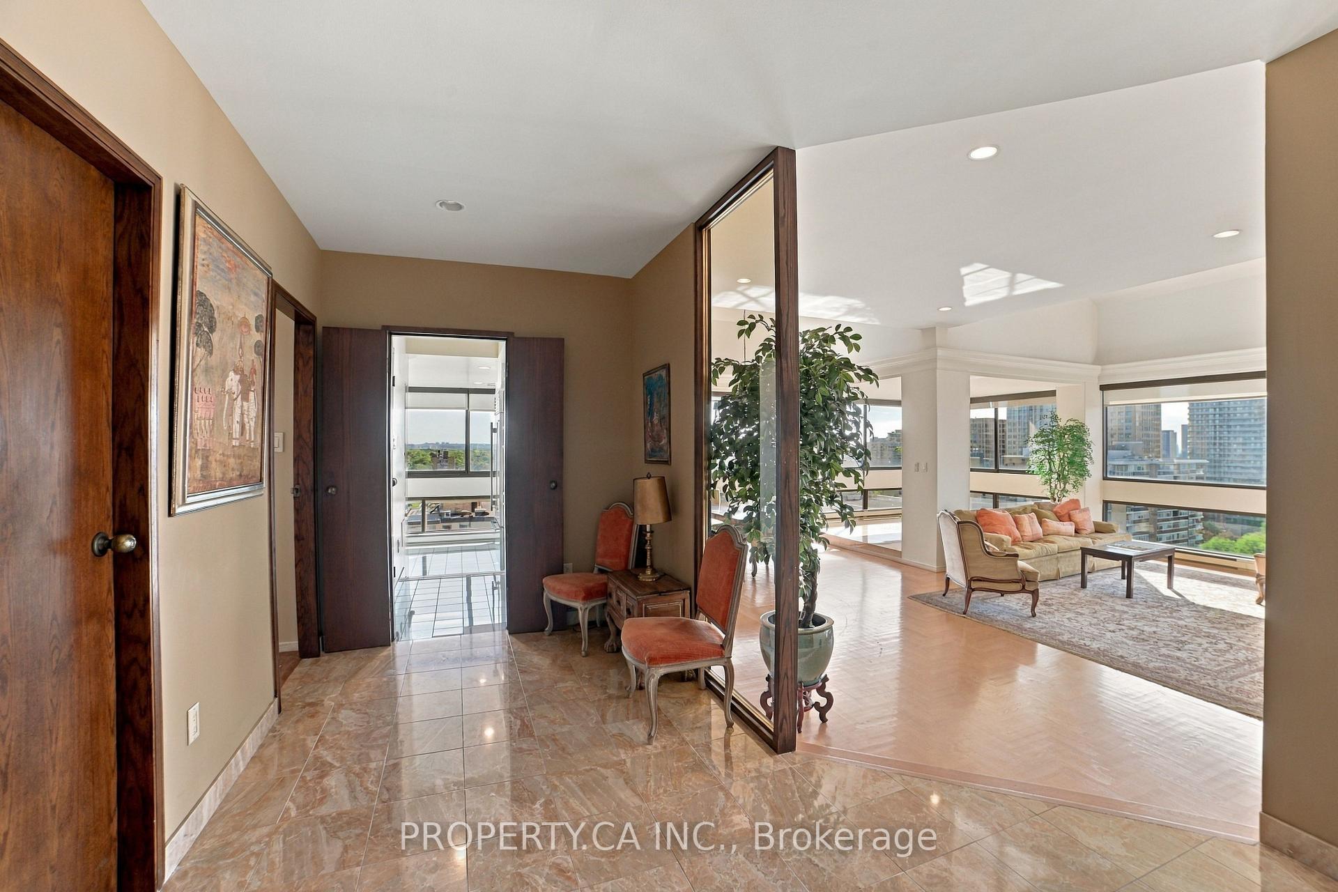 150 Heath Street 1402, Toronto Unit: 1402
