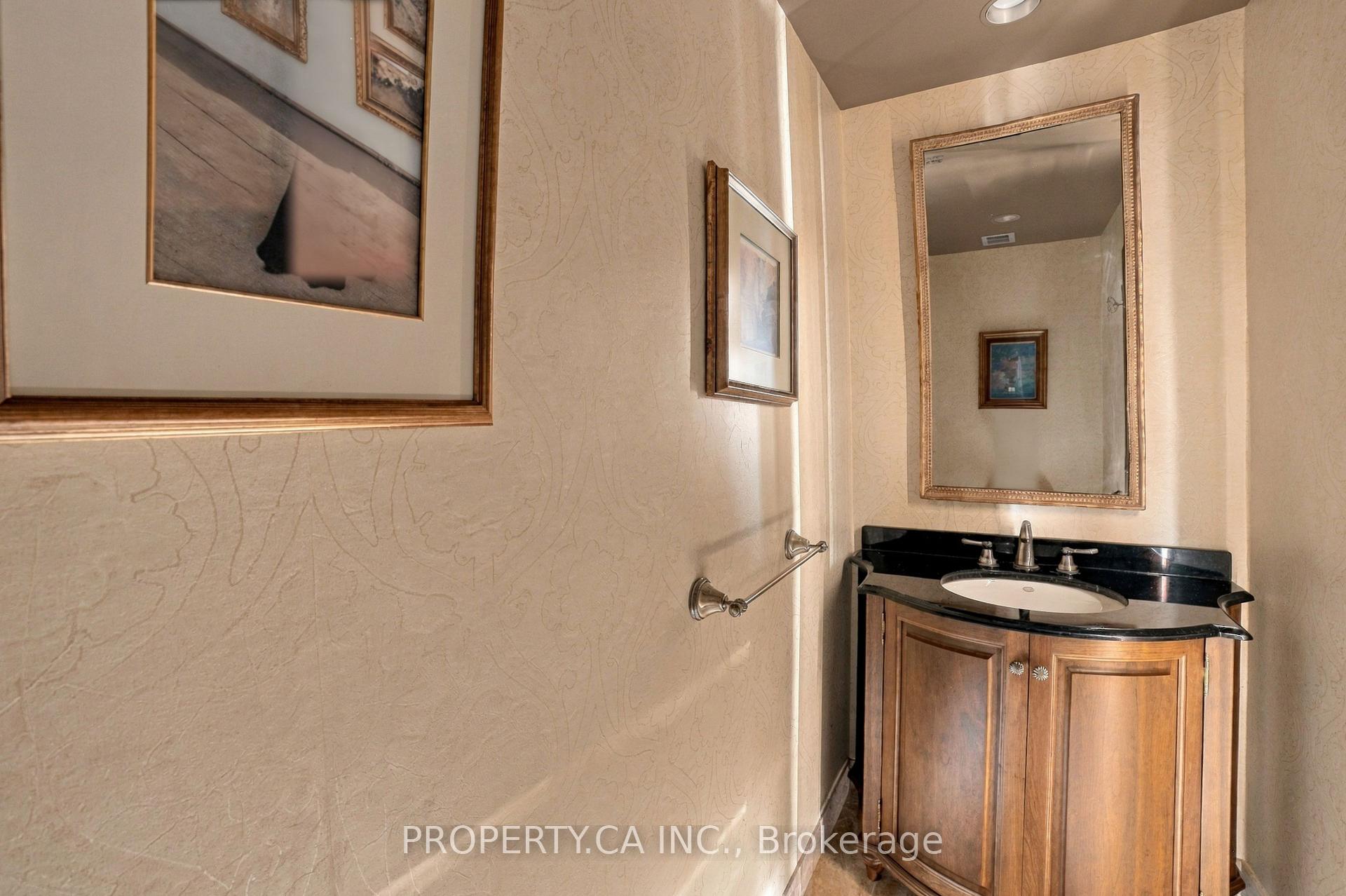 150 Heath Street 1402, Toronto Unit: 1402