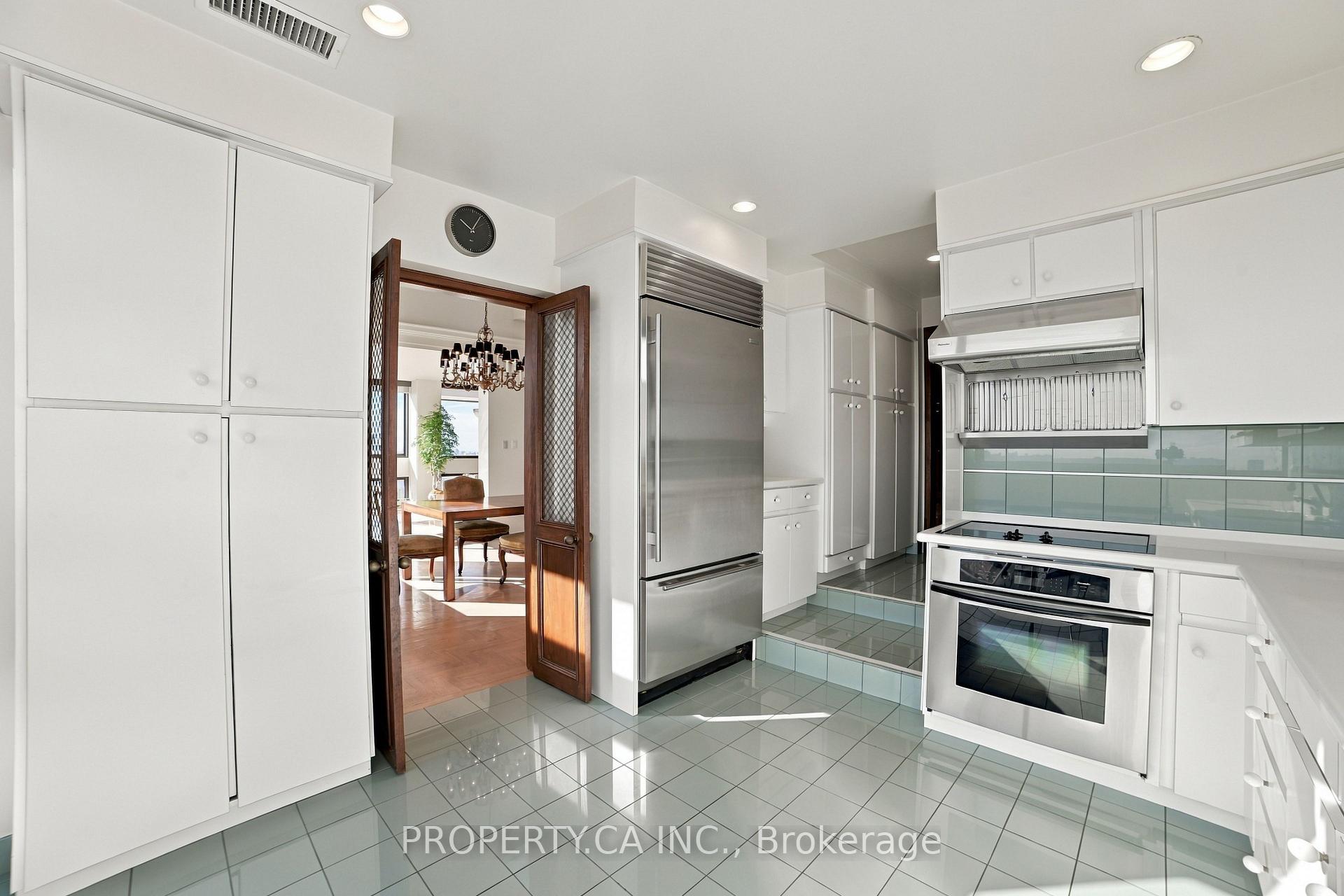 150 Heath Street 1402, Toronto Unit: 1402