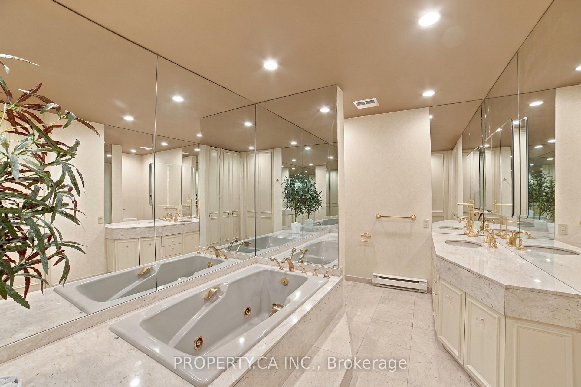 150 Heath Street 1402, Toronto Unit: 1402