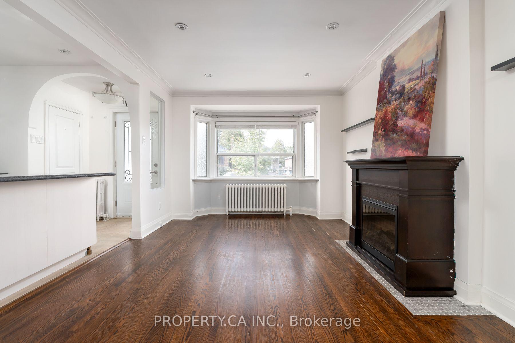 573 Northcliffe Boulevard, Toronto