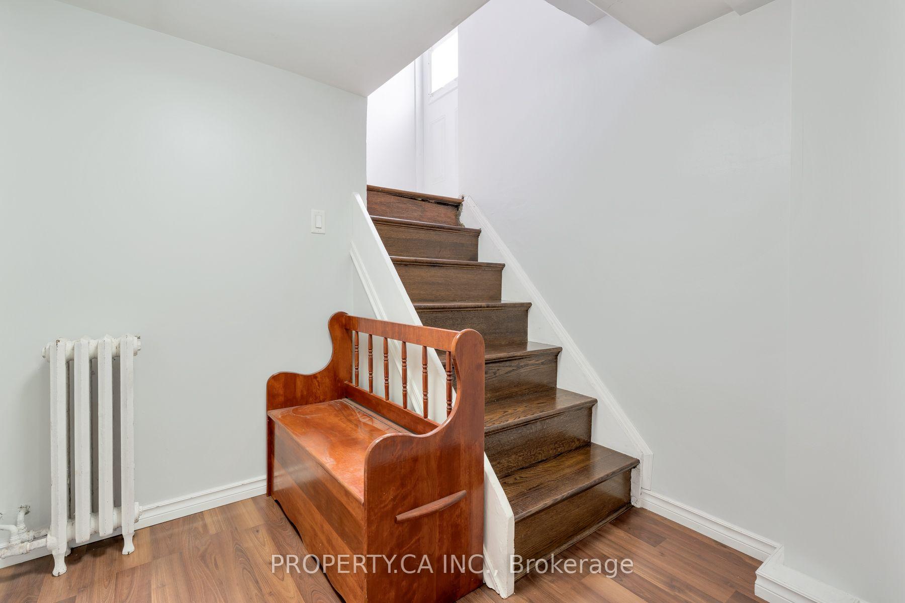 573 Northcliffe Boulevard, Toronto