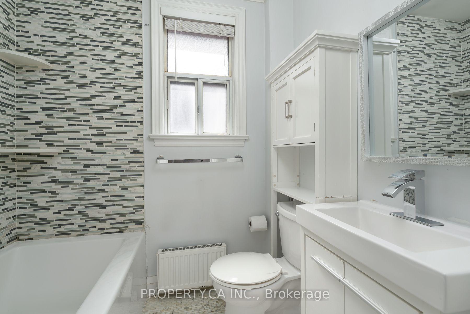 573 Northcliffe Boulevard, Toronto